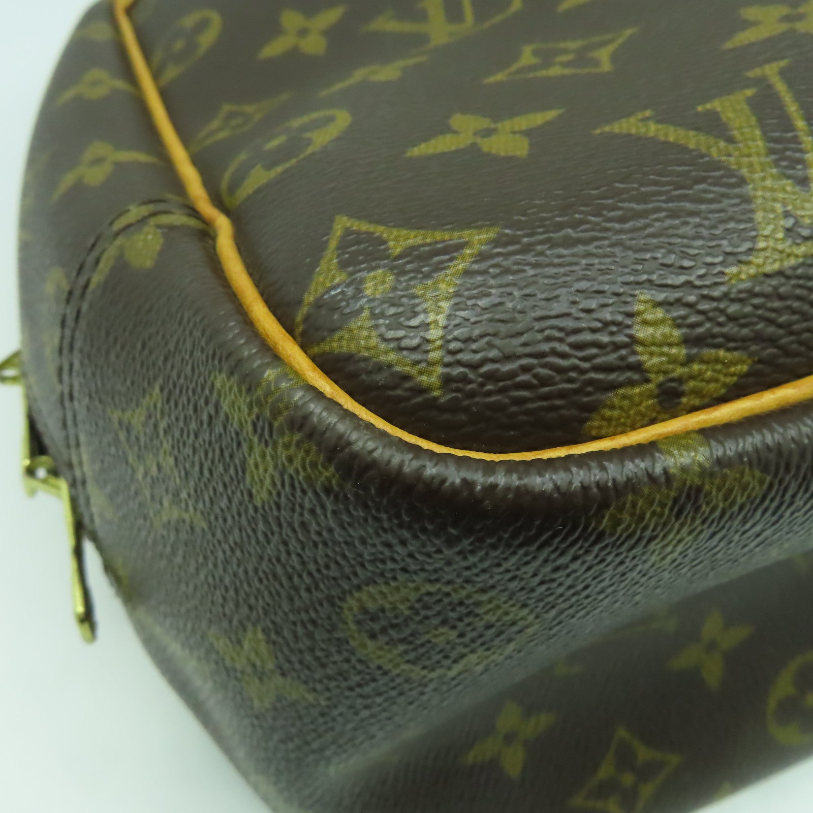 LOUIS VUITTON 【清倉大減價】Monogram Trouville金扣手挽袋啡色