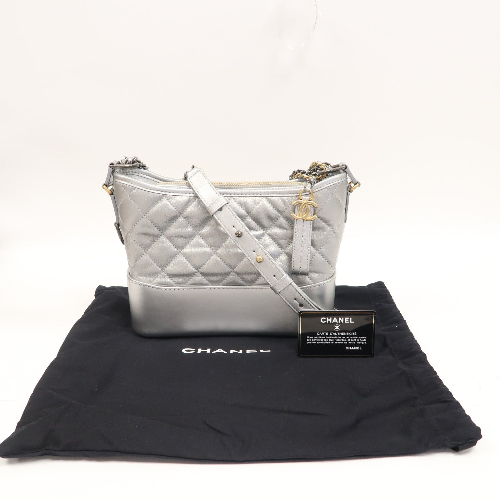 CHANEL 【清倉大減價】菱格牛皮皮革Gabrielle Medium鏈帶肩背袋銀色