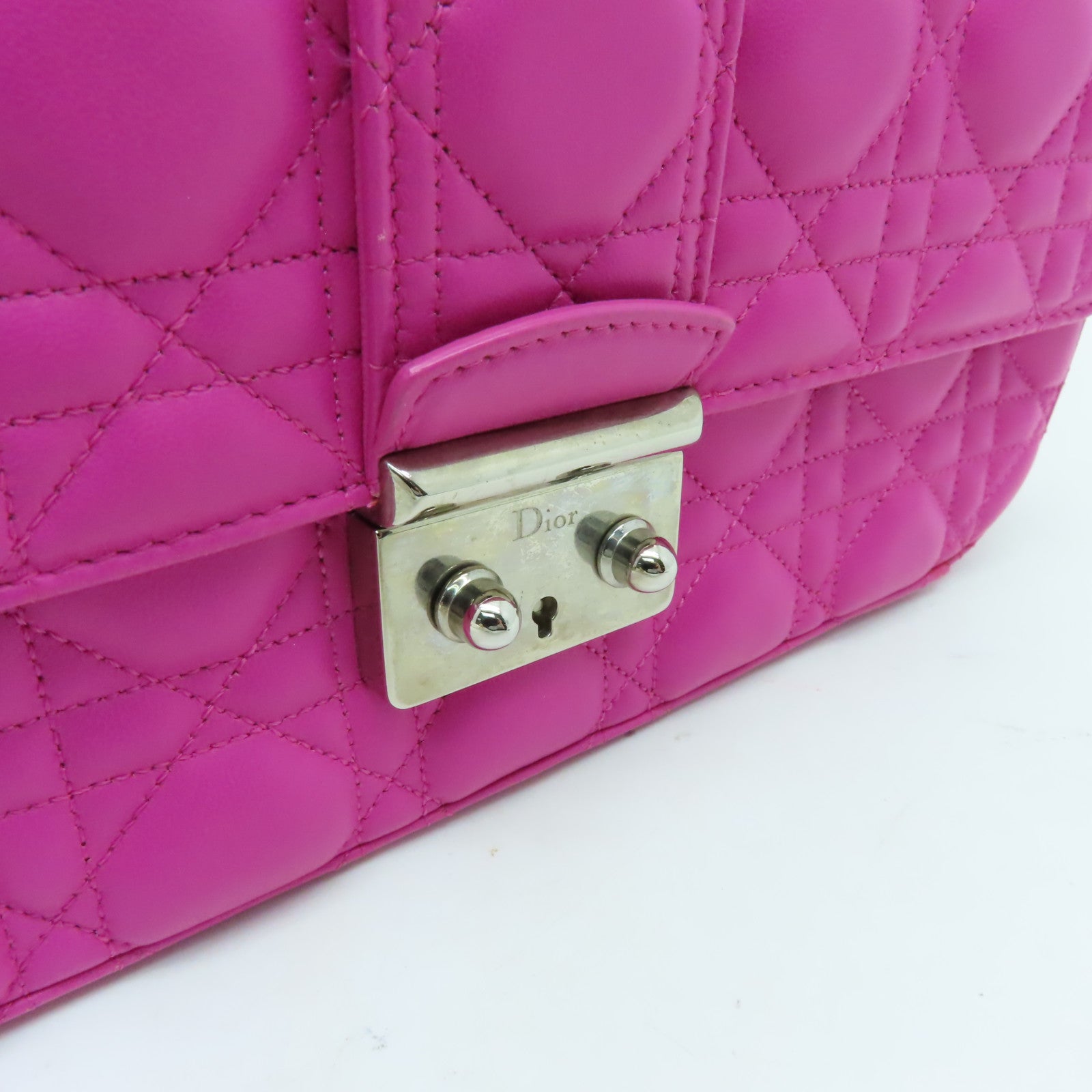 Dior羊皮皮革Miss Dior Chain Shoulder银扣肩背袋粉红色