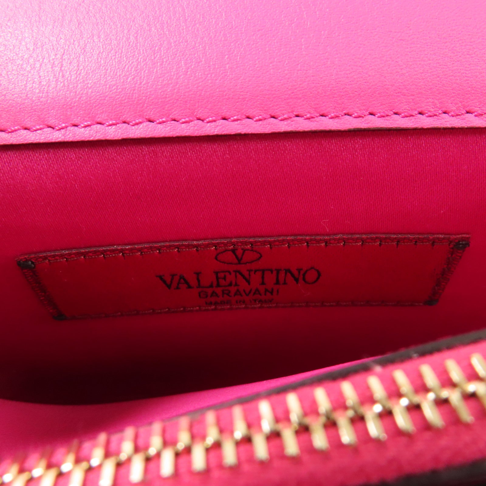Valentino 牛皮皮革Rockstud鏈帶肩背袋