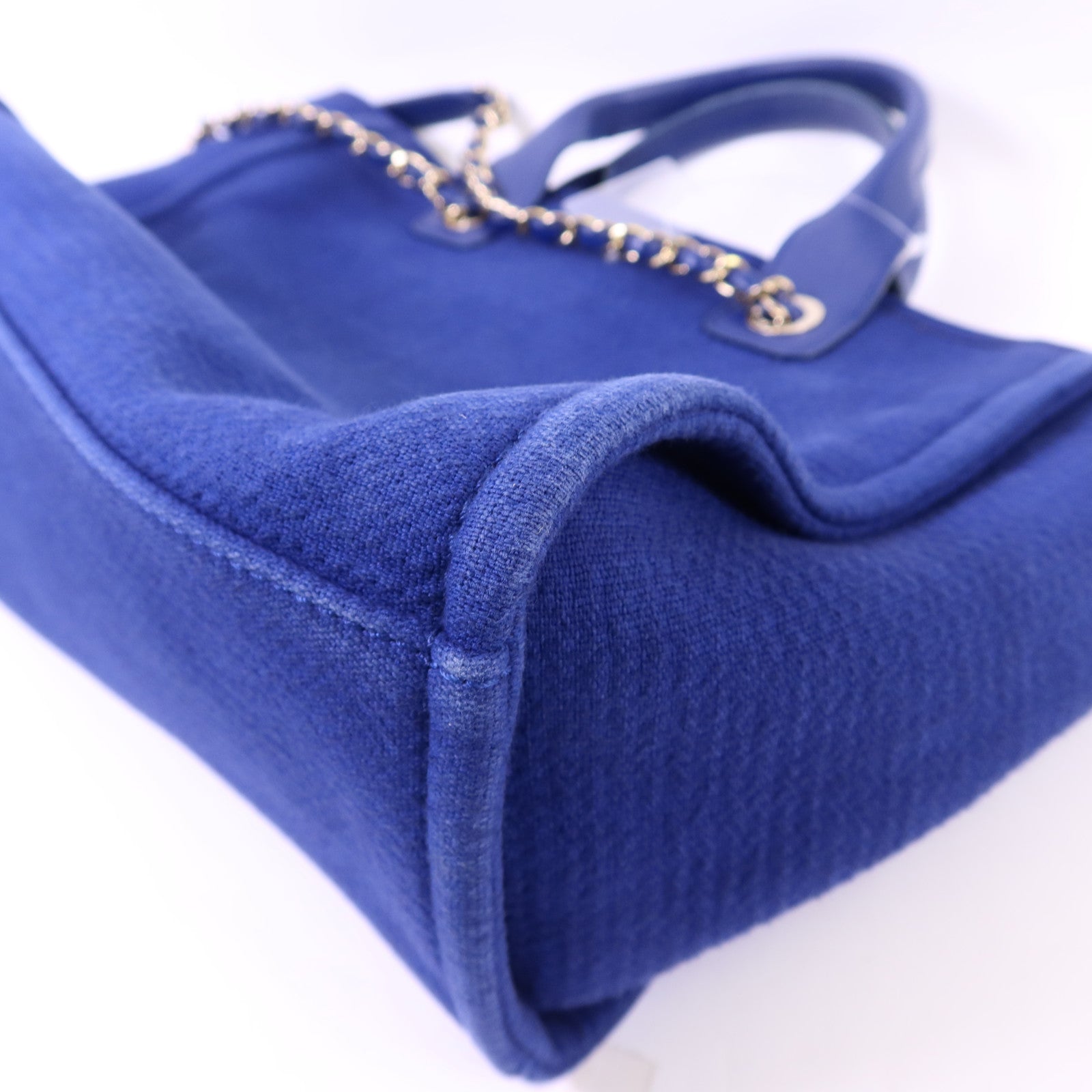 CHANEL 帆布Deauville Tote with Pouch金扣手挽肩背兩用袋