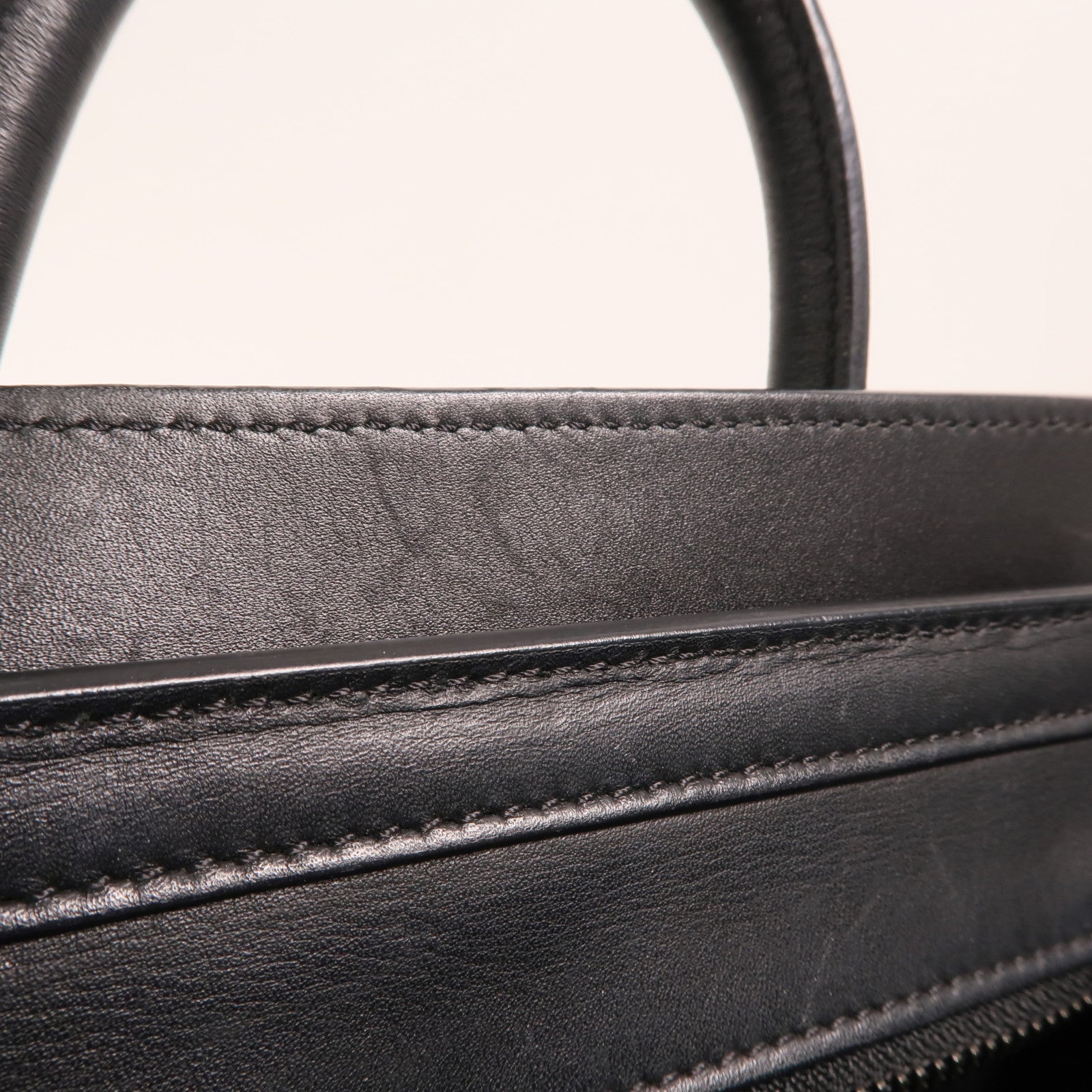 CELINE 牛皮皮革/絨布Nano Luggage銀扣肩背袋