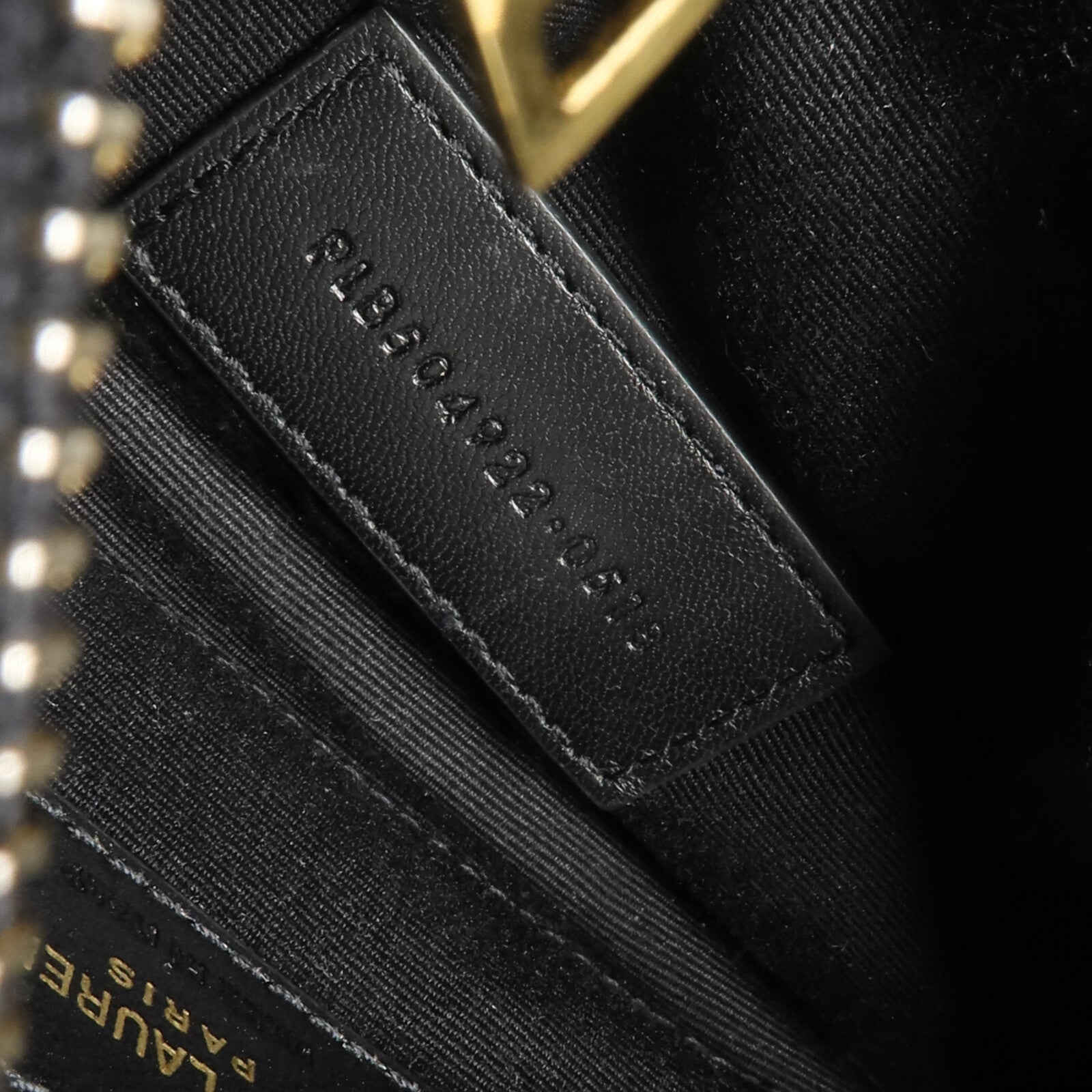 SAINT LAURENT 牛皮皮革Pouch手拿包