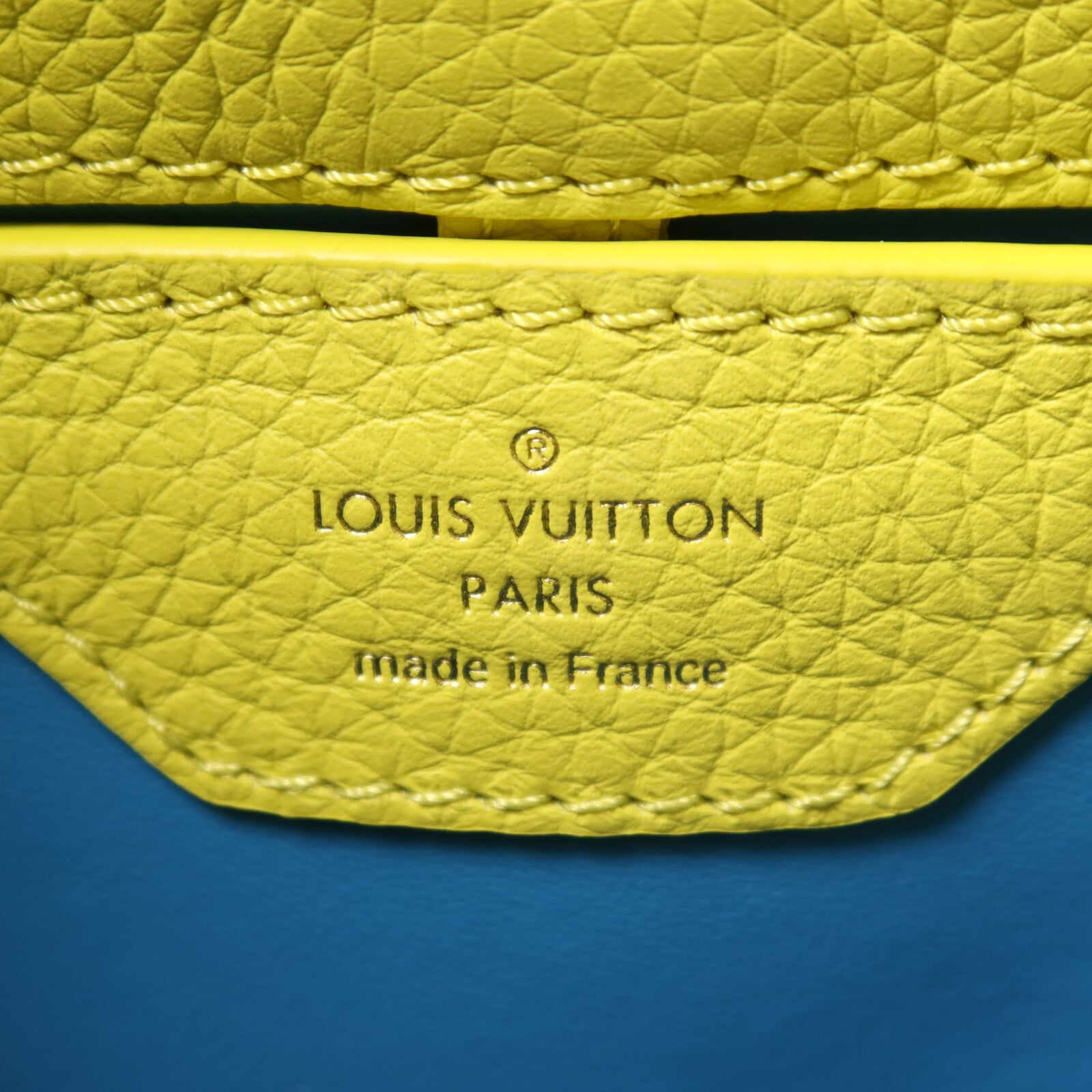 LOUIS VUITTON Taurillon Capucines BB金扣手挽肩背兩用袋