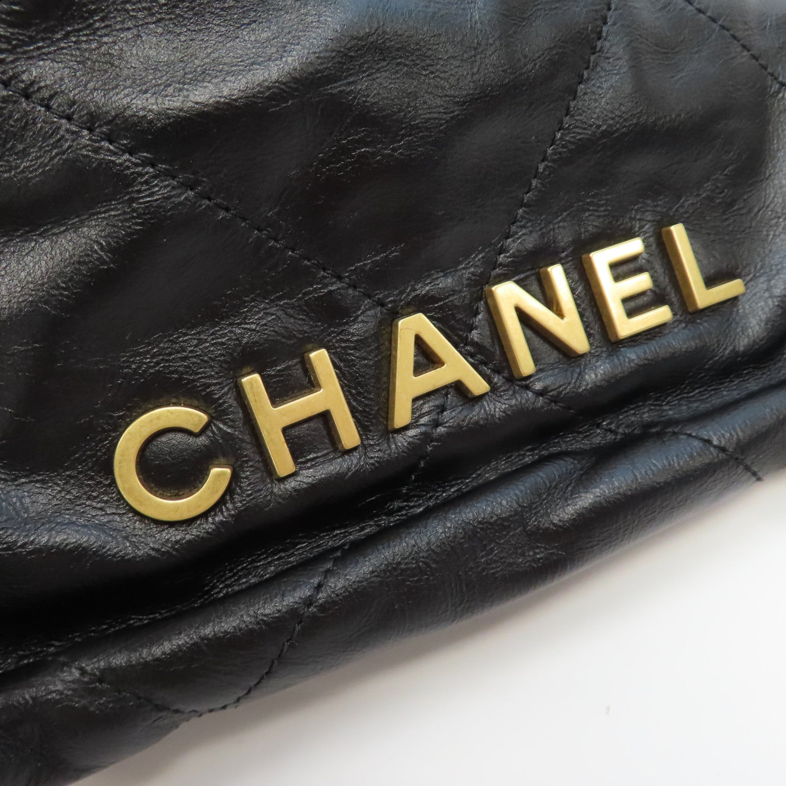CHANEL 菱格牛皮皮革Chanel 22 Mini金扣肩背袋黑色