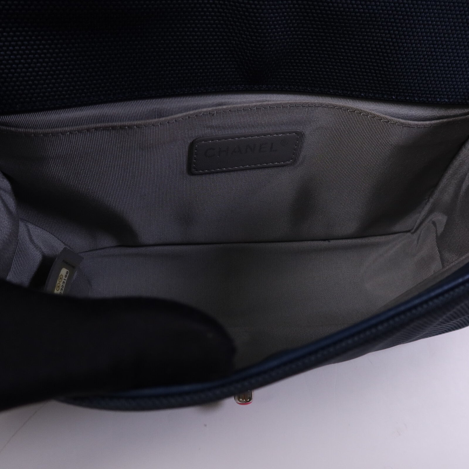 CHANEL 帆布Boy 25銀扣鏈帶肩背袋