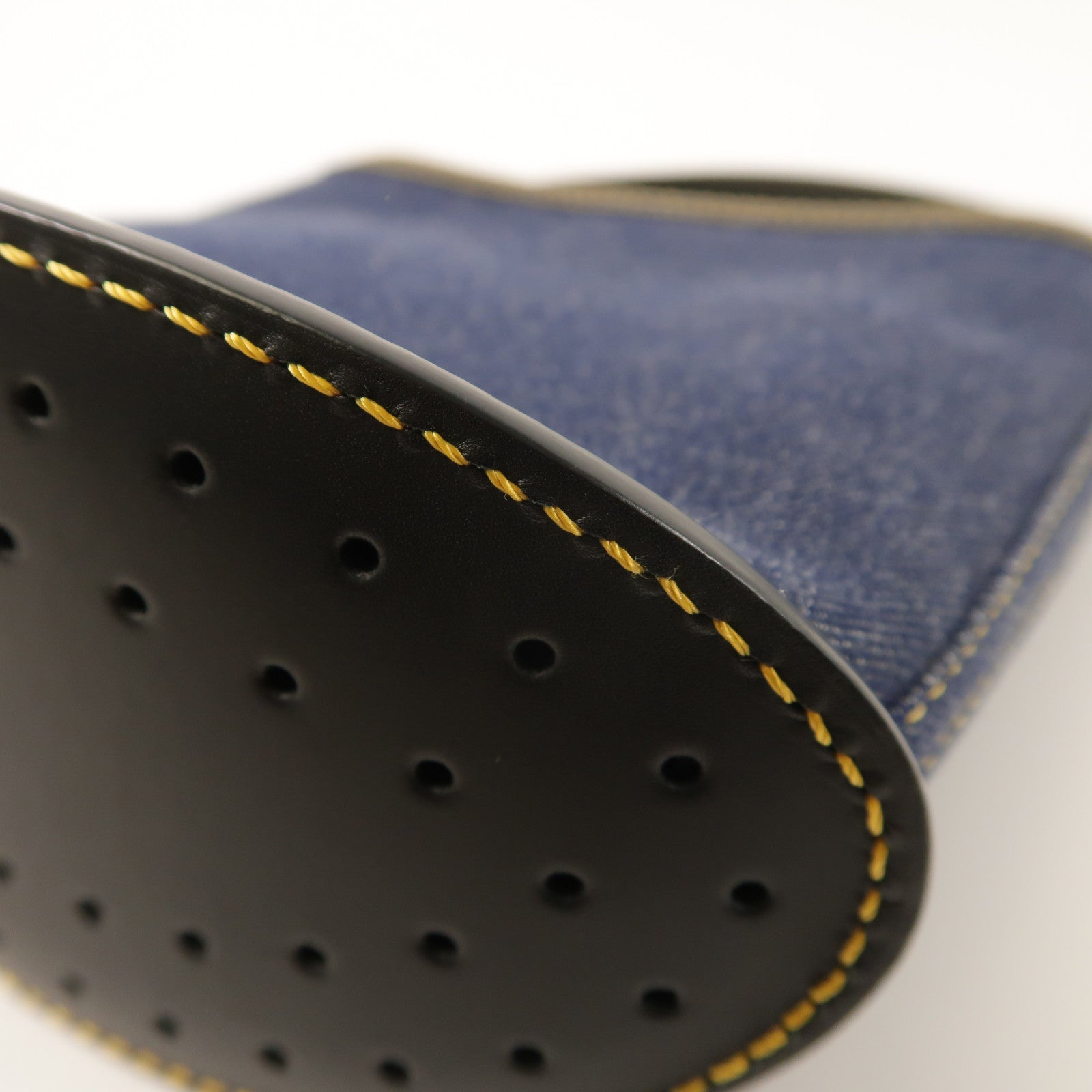 Delvaux 牛仔布/牛皮皮革Pin Mini Denim Bucket Bag金扣手挽袋