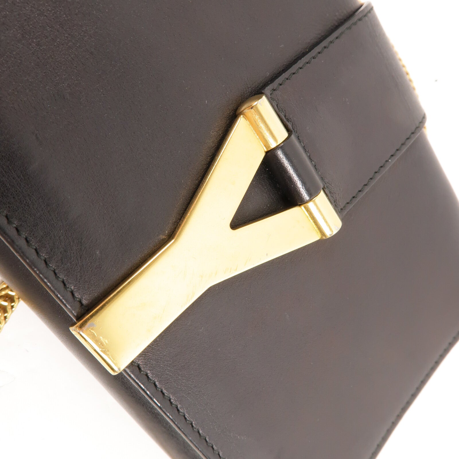 YVES SAINT LAURENT 牛皮皮革Chain Bag鏈帶肩背袋