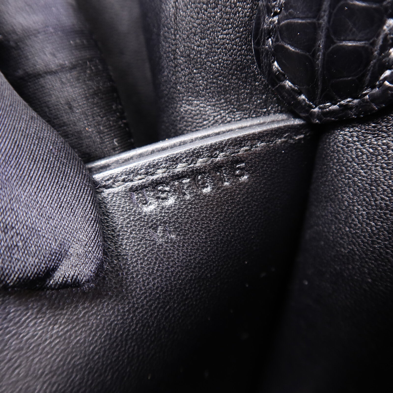 HERMES Croco Niloticus皮革Roulis Mini肩背袋Noir