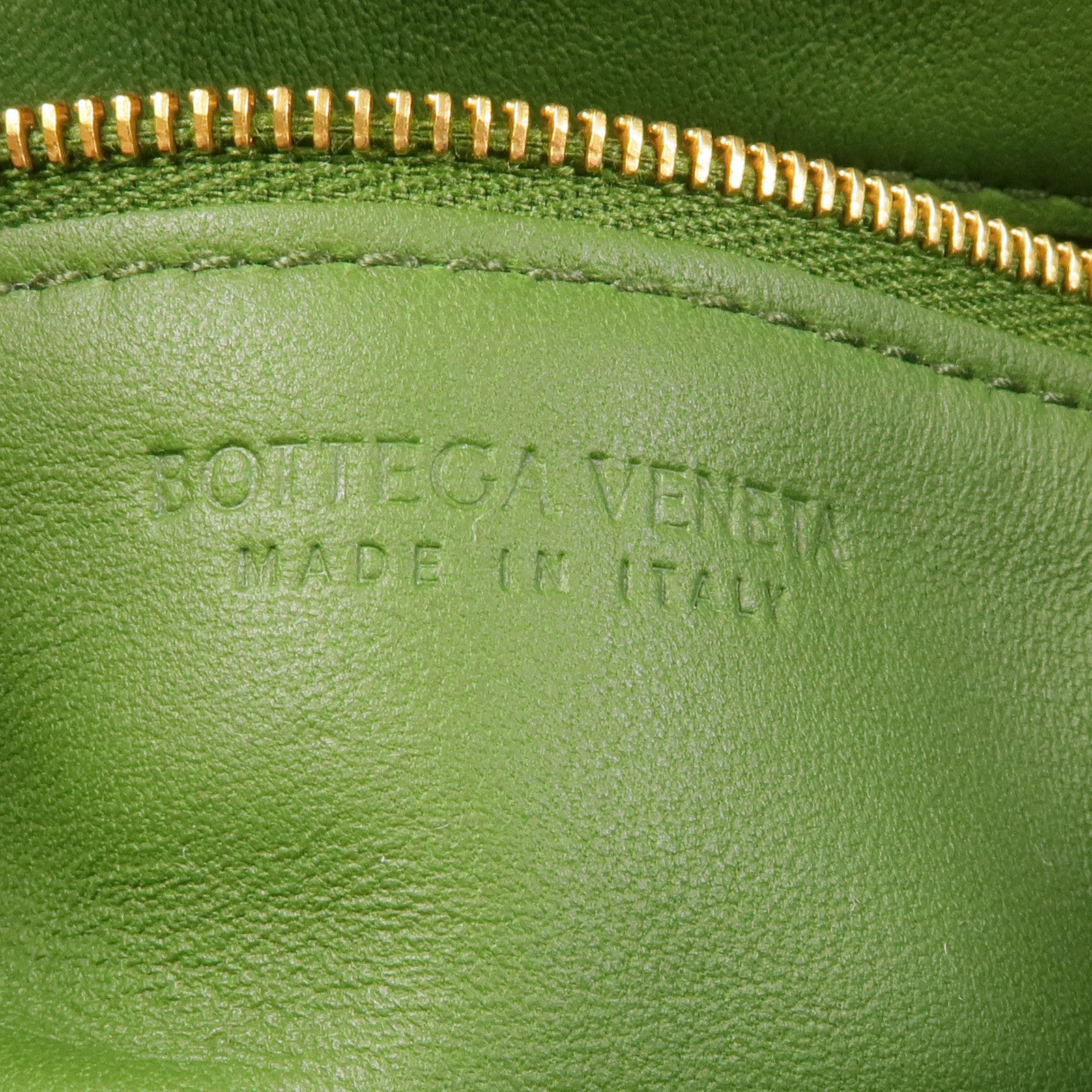 BOTTEGA VENETA 【激減優惠】羊皮皮革Padded Cassette Teen金扣肩背袋