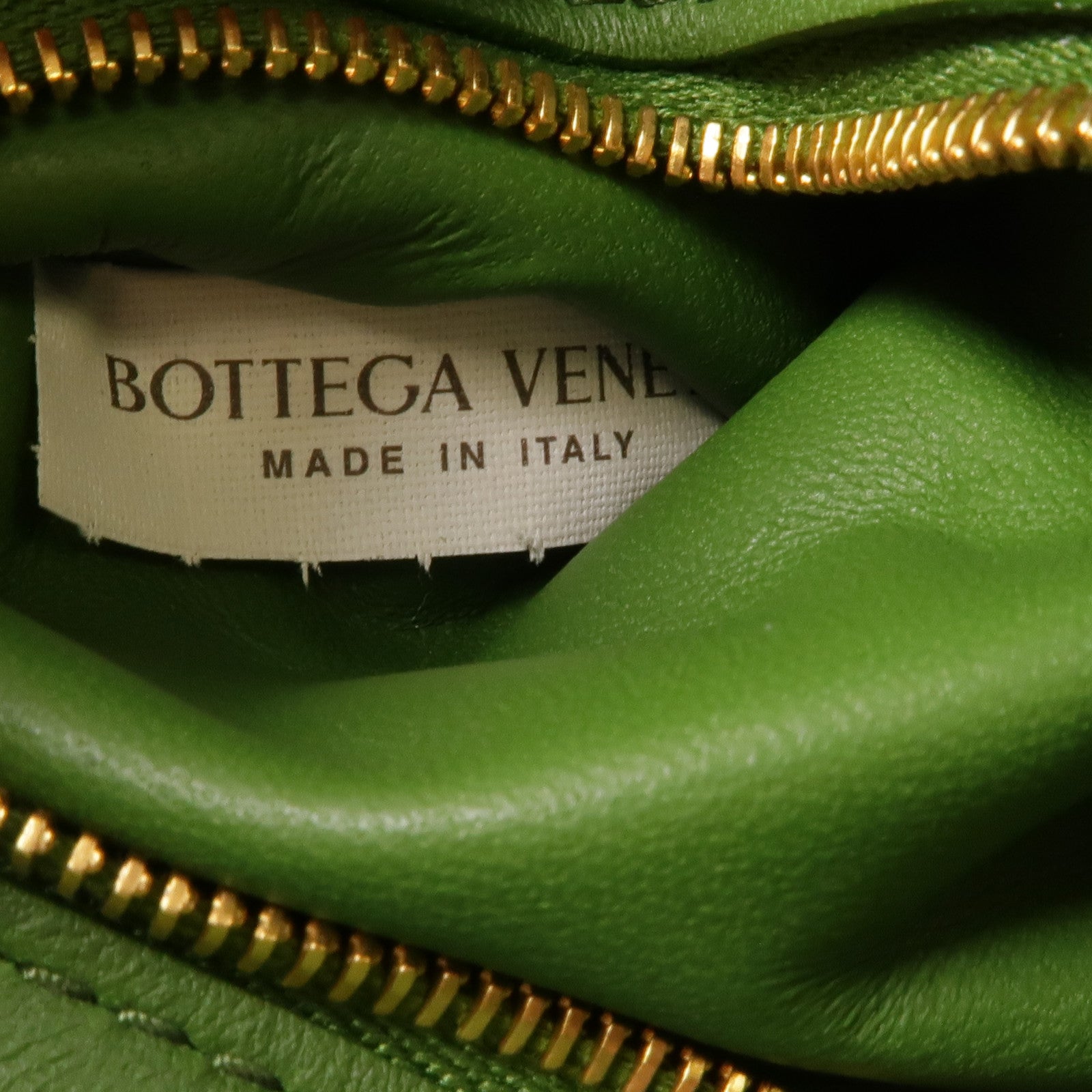 BOTTEGA VENETA 【激減優惠】羊皮皮革Padded Cassette Teen金扣肩背袋