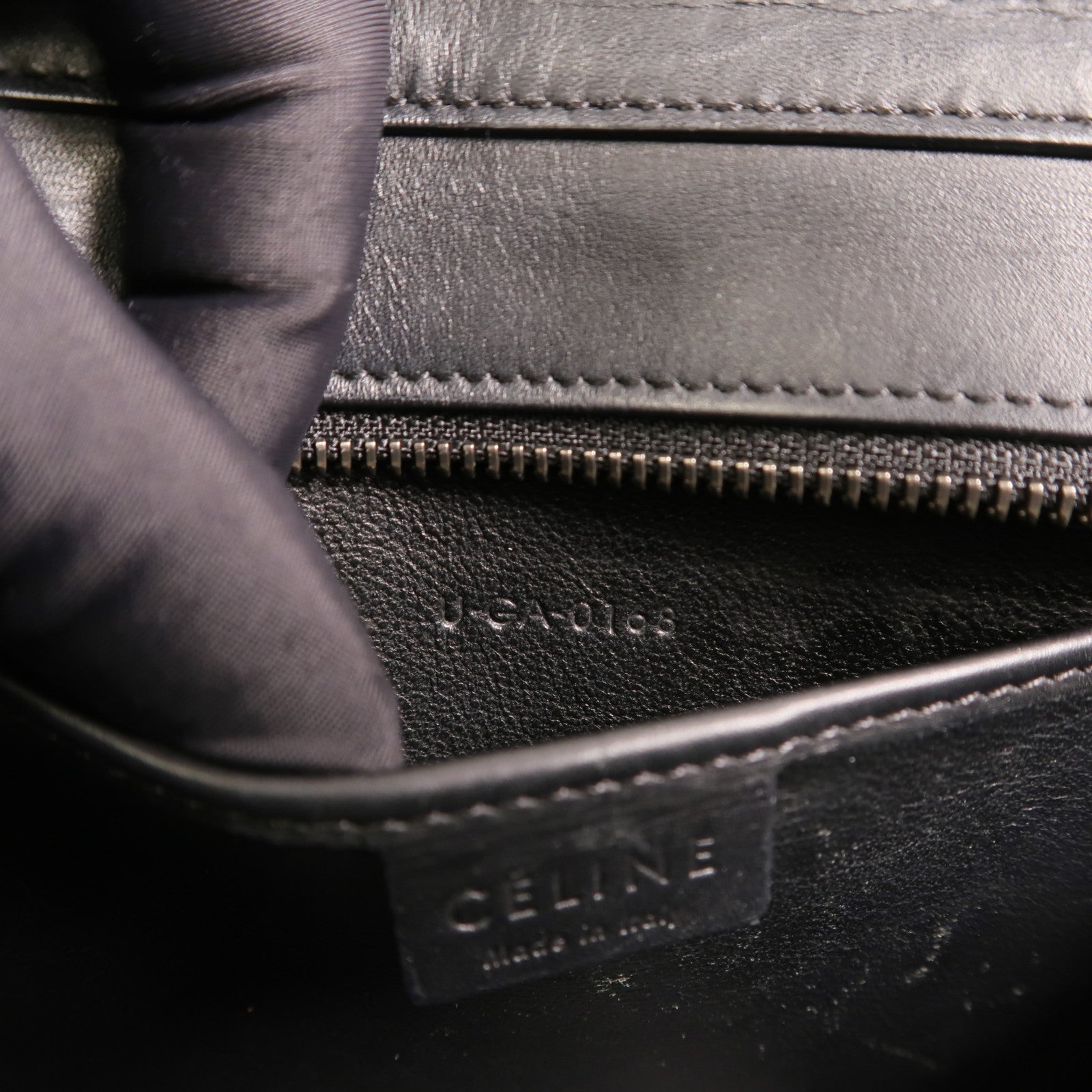 CELINE 牛皮皮革/絨布Nano Luggage銀扣肩背袋
