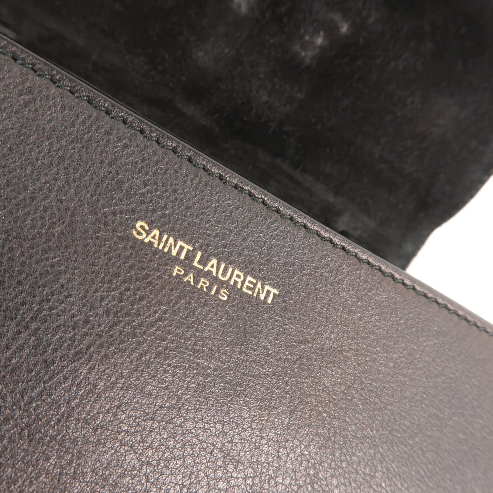 YVES SAINT LAURENT 牛皮皮革Chain Bag鏈帶肩背袋
