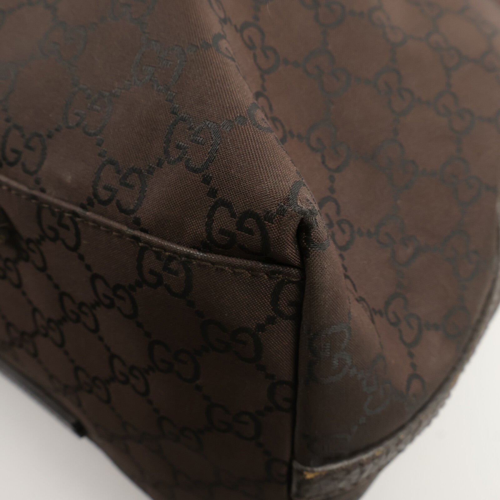 GUCCI 尼龍Gifford手挽袋