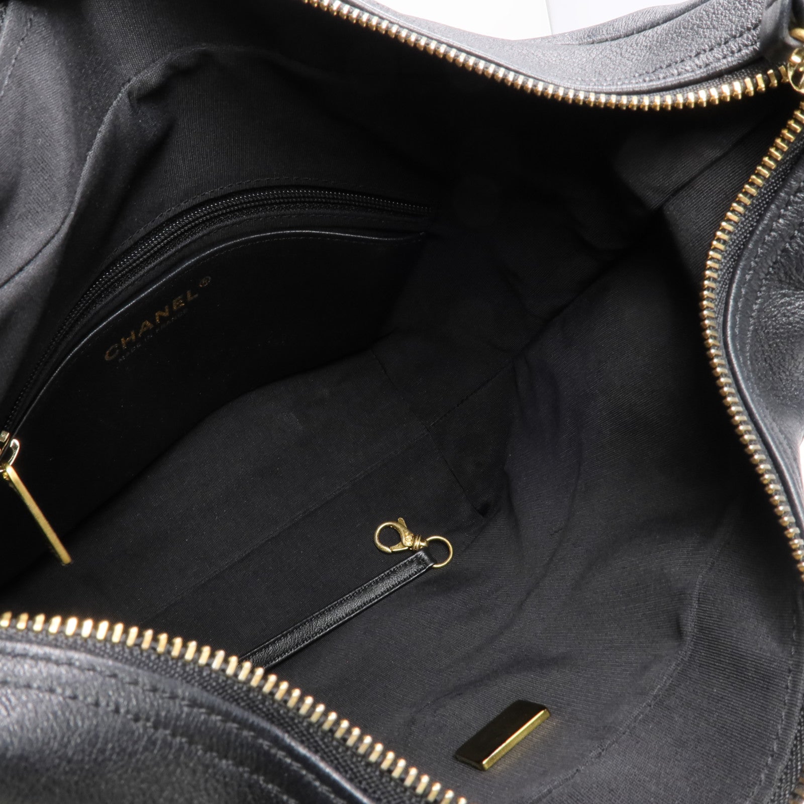 CHANEL 牛皮皮革Chain Shoulder Bag金扣鏈帶肩背袋