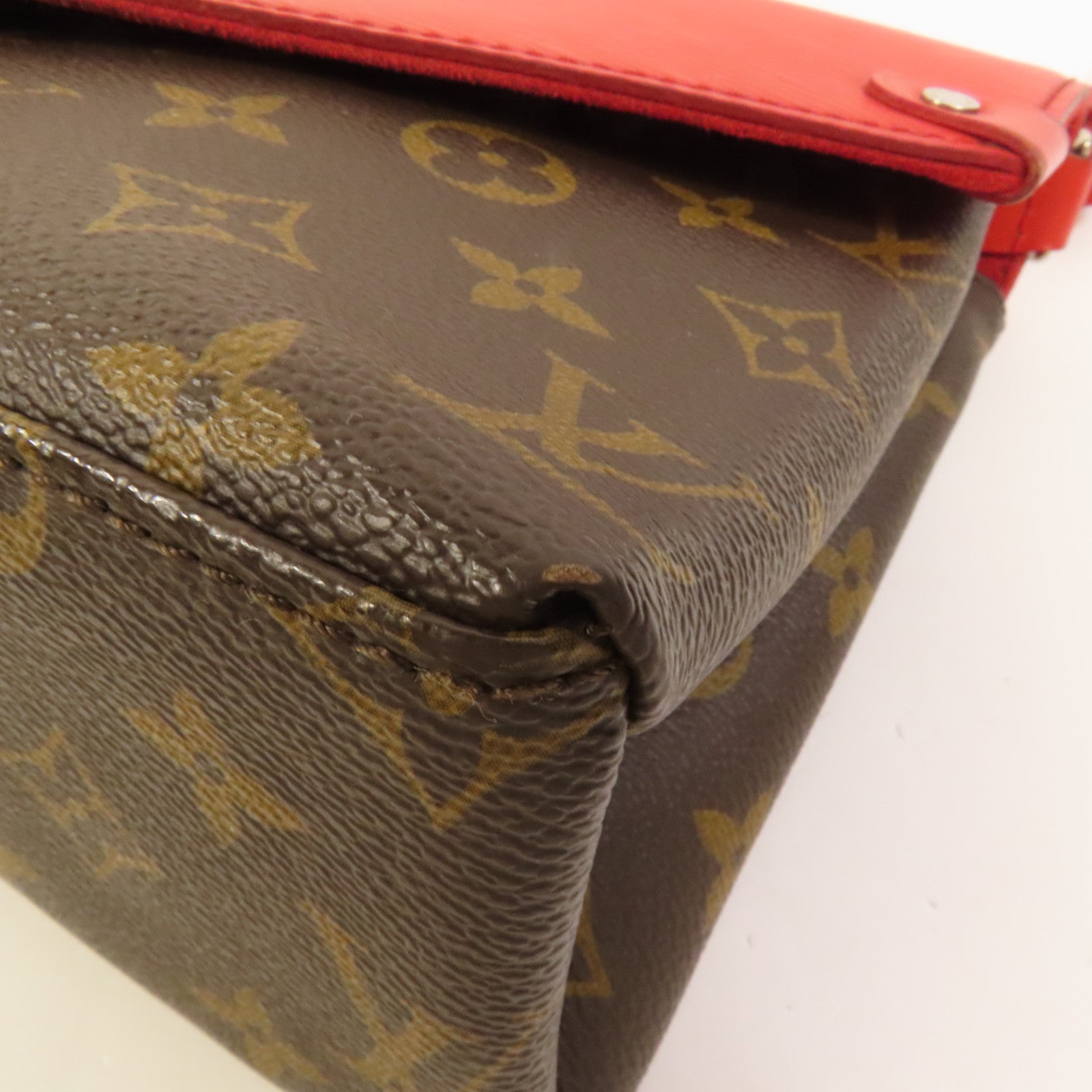 LOUIS VUITTON 【激減優惠】Monogram/Epi Saint Michel銀扣肩背袋
