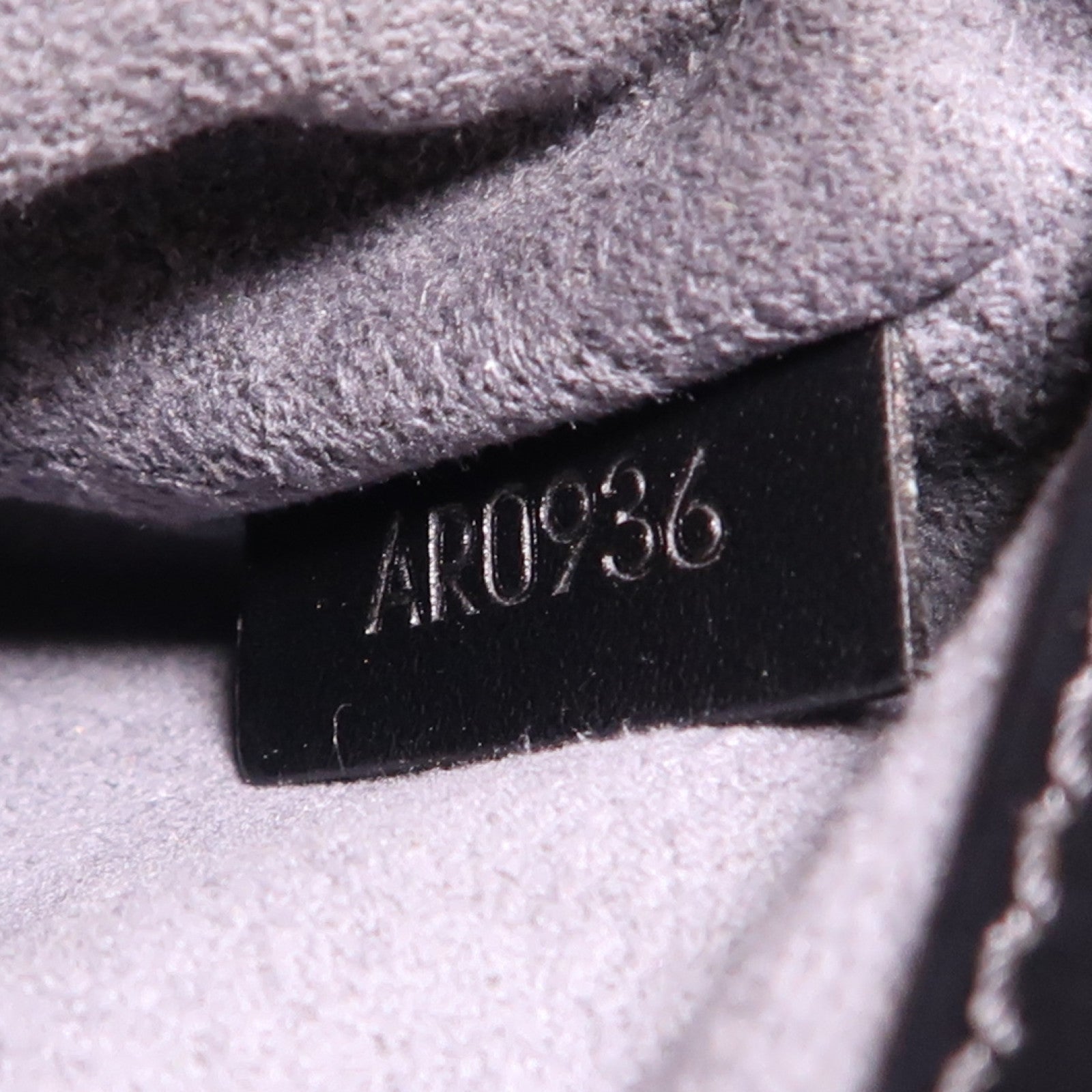 LOUIS VUITTON Epi Alma金扣手挽袋