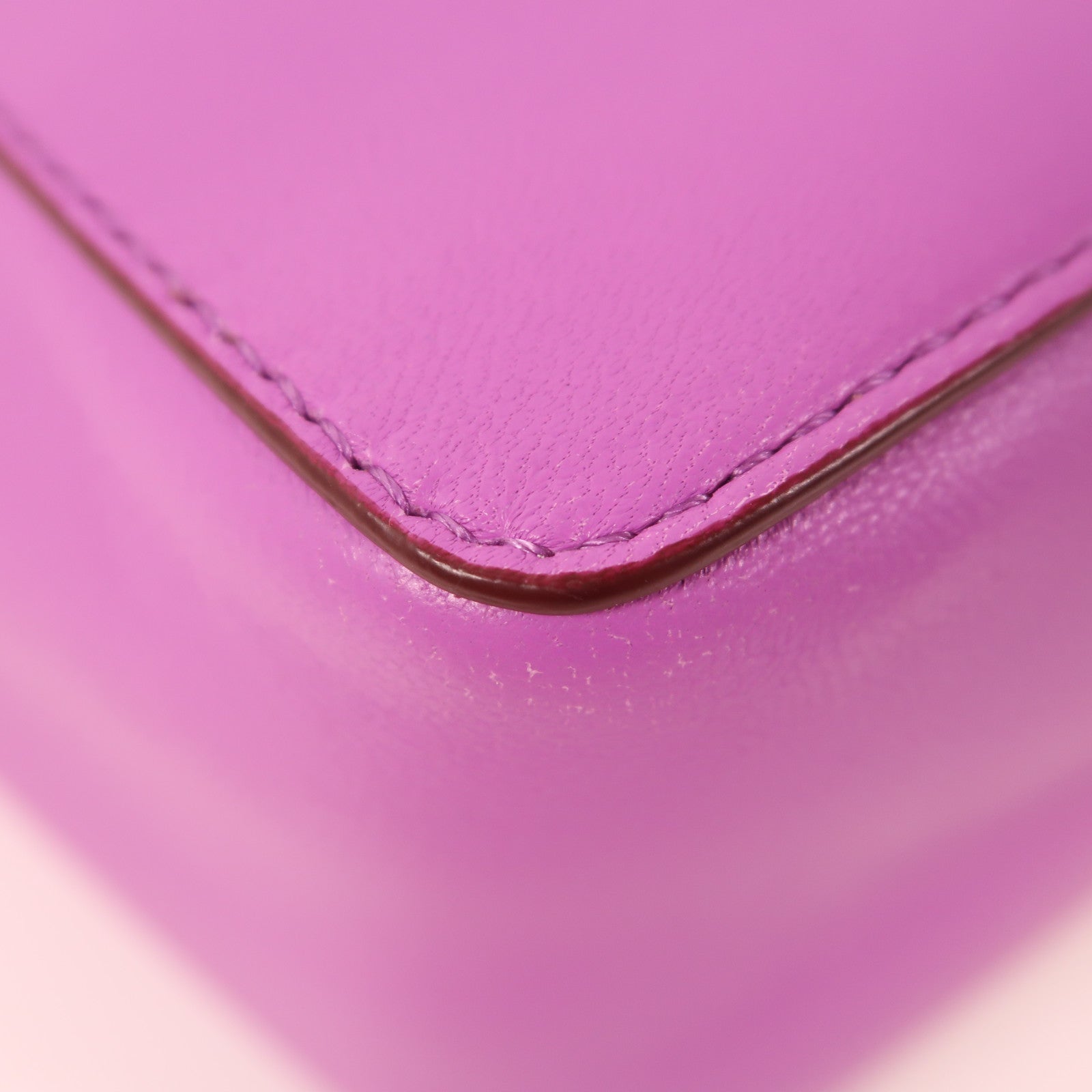 Valentino 【激減優惠】牛皮皮革Shoulder Bag金扣肩背袋