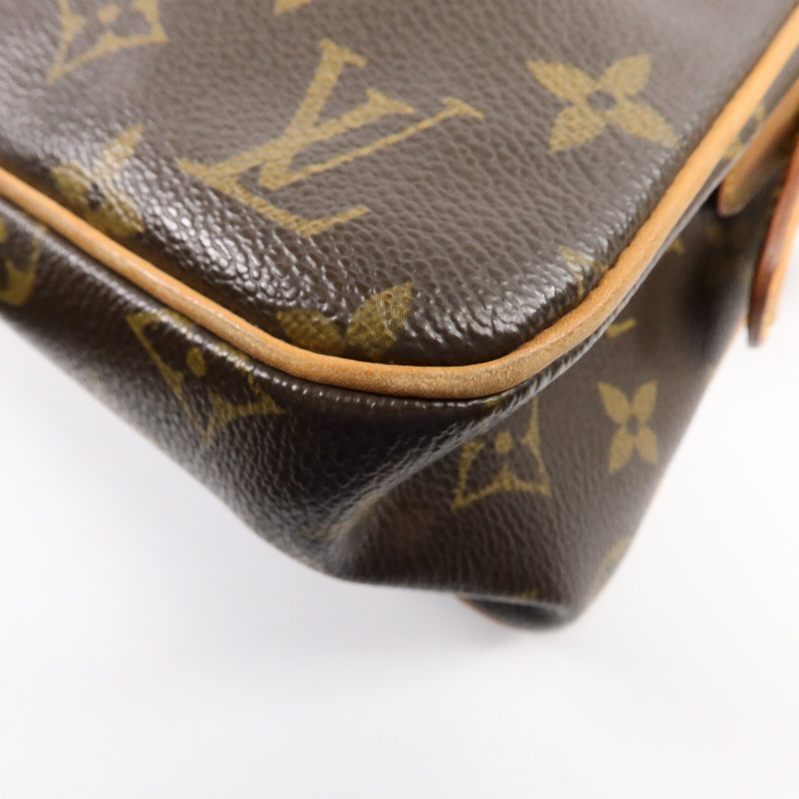 LOUIS VUITTON Monogram Viva Cite MM肩背袋