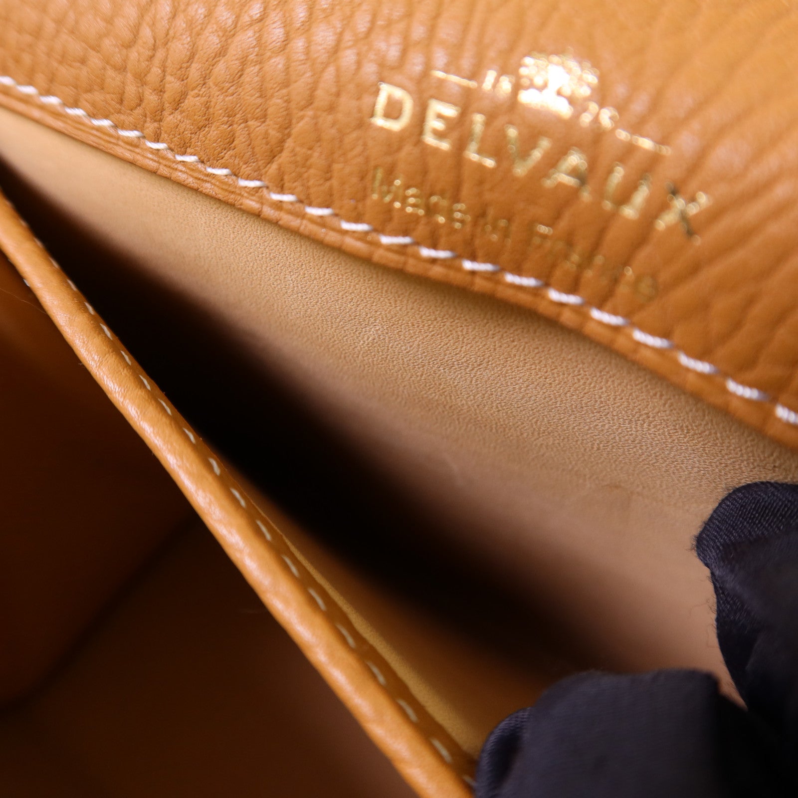 Delvaux 牛皮皮革Tempete PM金扣手挽肩背兩用袋