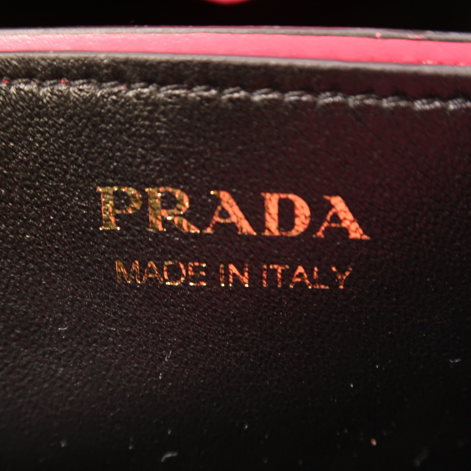 PRADA 牛皮皮革Shoulder Bag金扣手挽袋
