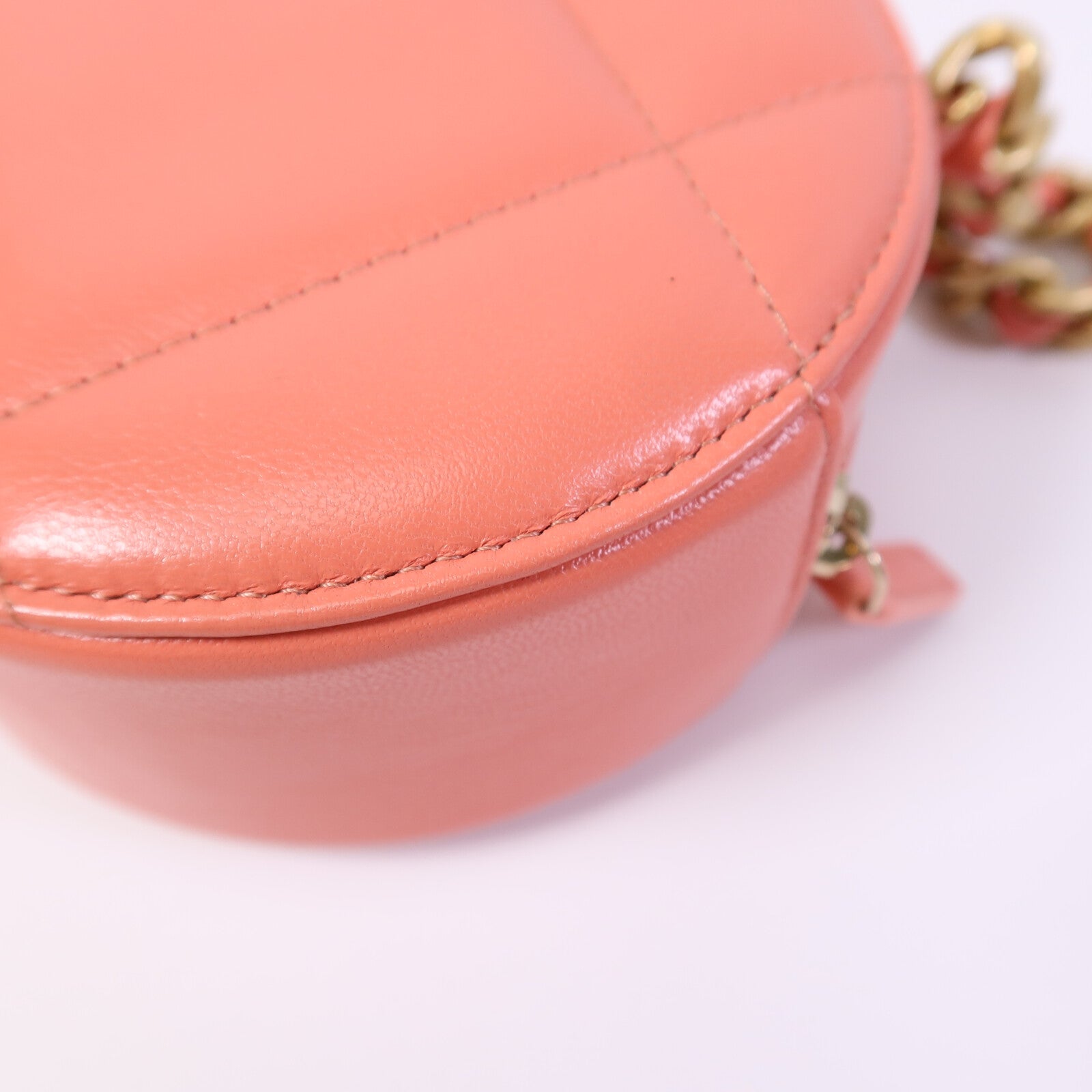 CHANEL 羊皮皮革Chanel 19 Clutch Bag鏈帶肩背袋