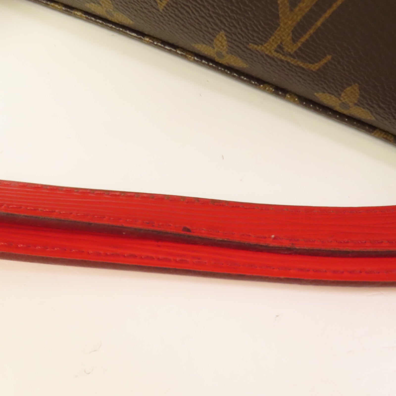 LOUIS VUITTON 【激減優惠】Monogram/Epi Saint Michel銀扣肩背袋