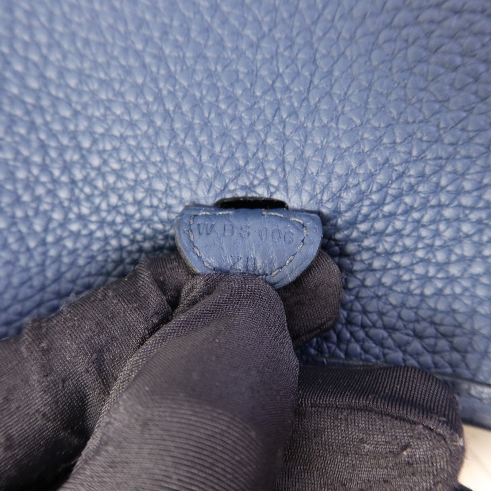 HERMES Clemence皮革Evelyne TPM金扣肩背袋Bleu de Prusse