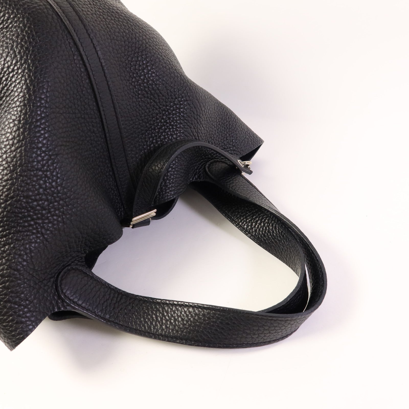 HERMES Clemence皮革Picotin MM銀扣手挽袋Noir