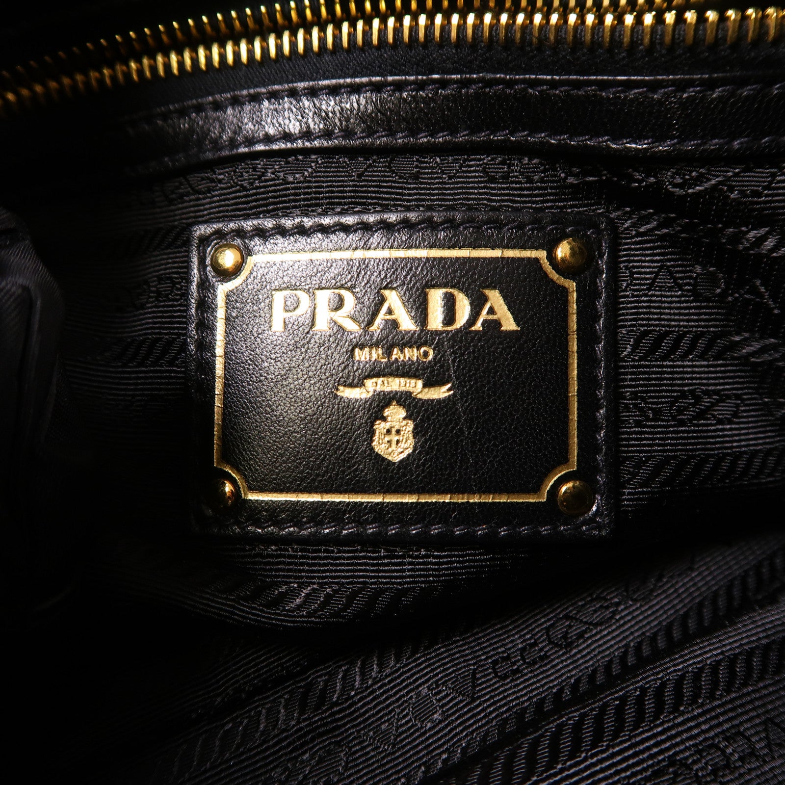 PRADA 尼龍Tote Bag金扣肩背袋