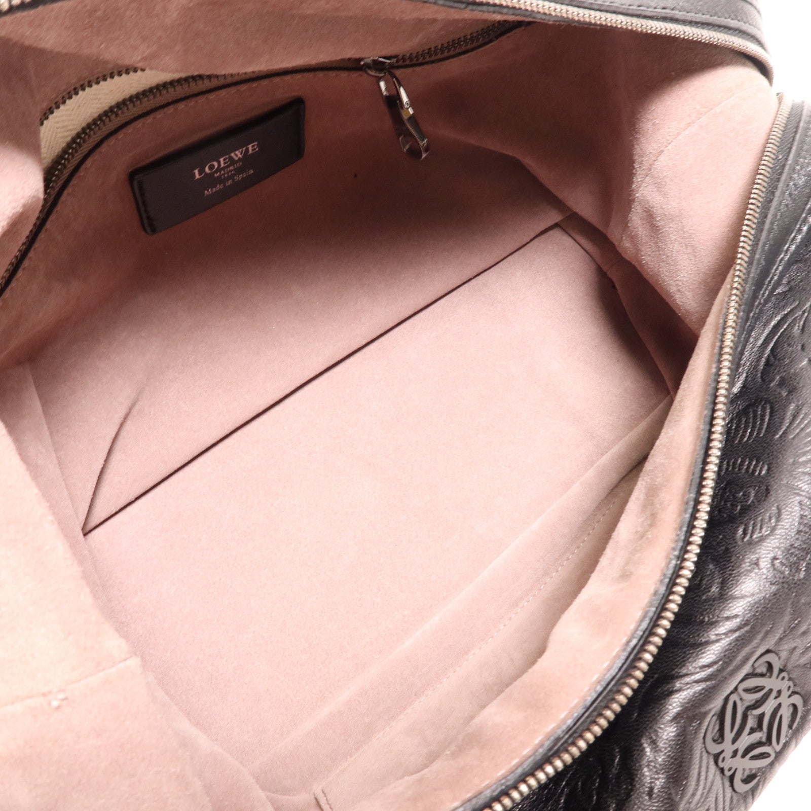 LOEWE 羊皮皮革Hand Bag銀扣手挽袋