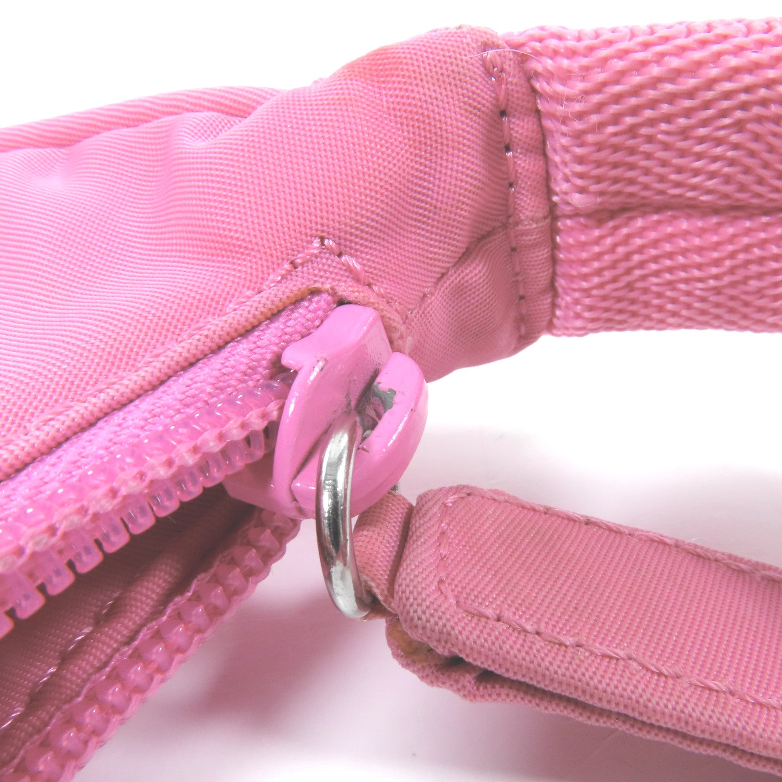 PRADA 尼龍Re-Edition 2005手挽袋