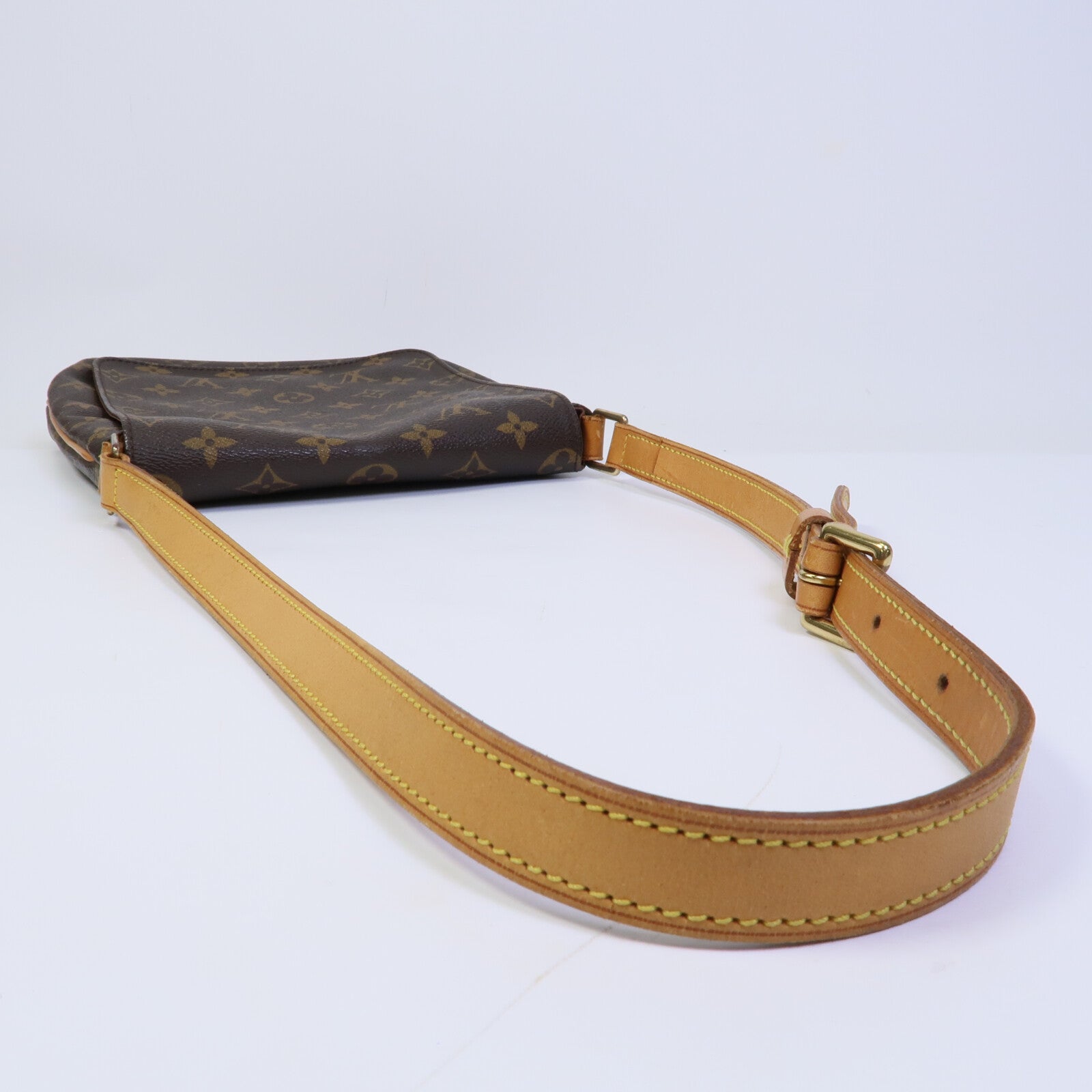 LOUIS VUITTON Monogram Musette肩背袋