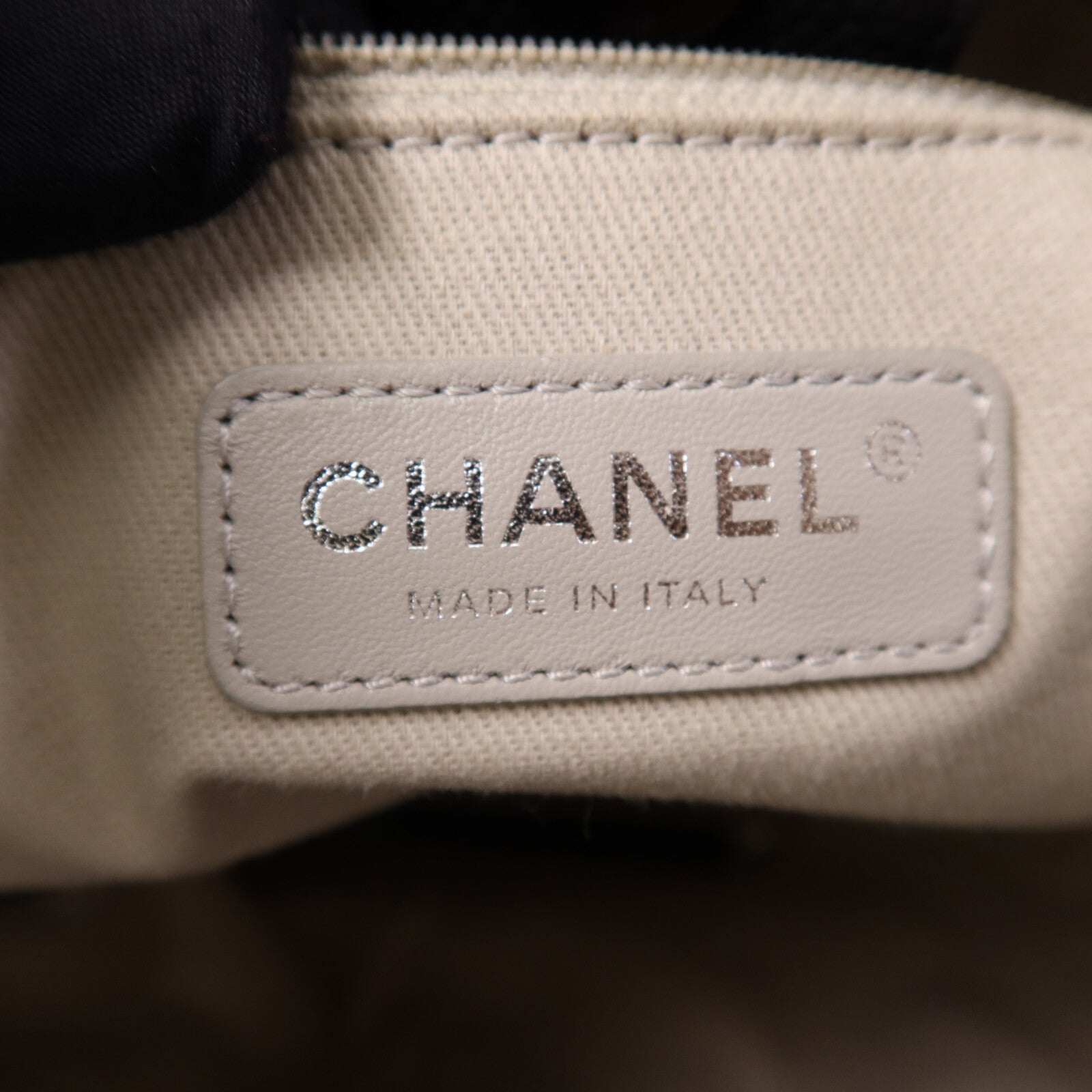 CHANEL 牛皮皮革Deauville Tote Bag銀扣手挽袋