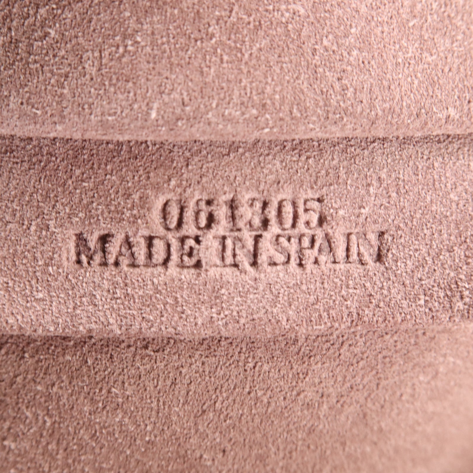 LOEWE 羊皮皮革Hand Bag銀扣手挽袋