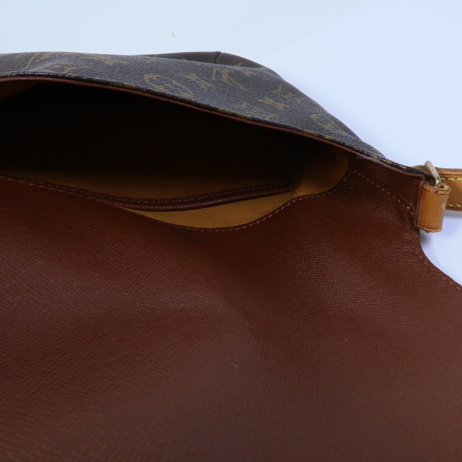 LOUIS VUITTON Monogram Musette肩背袋