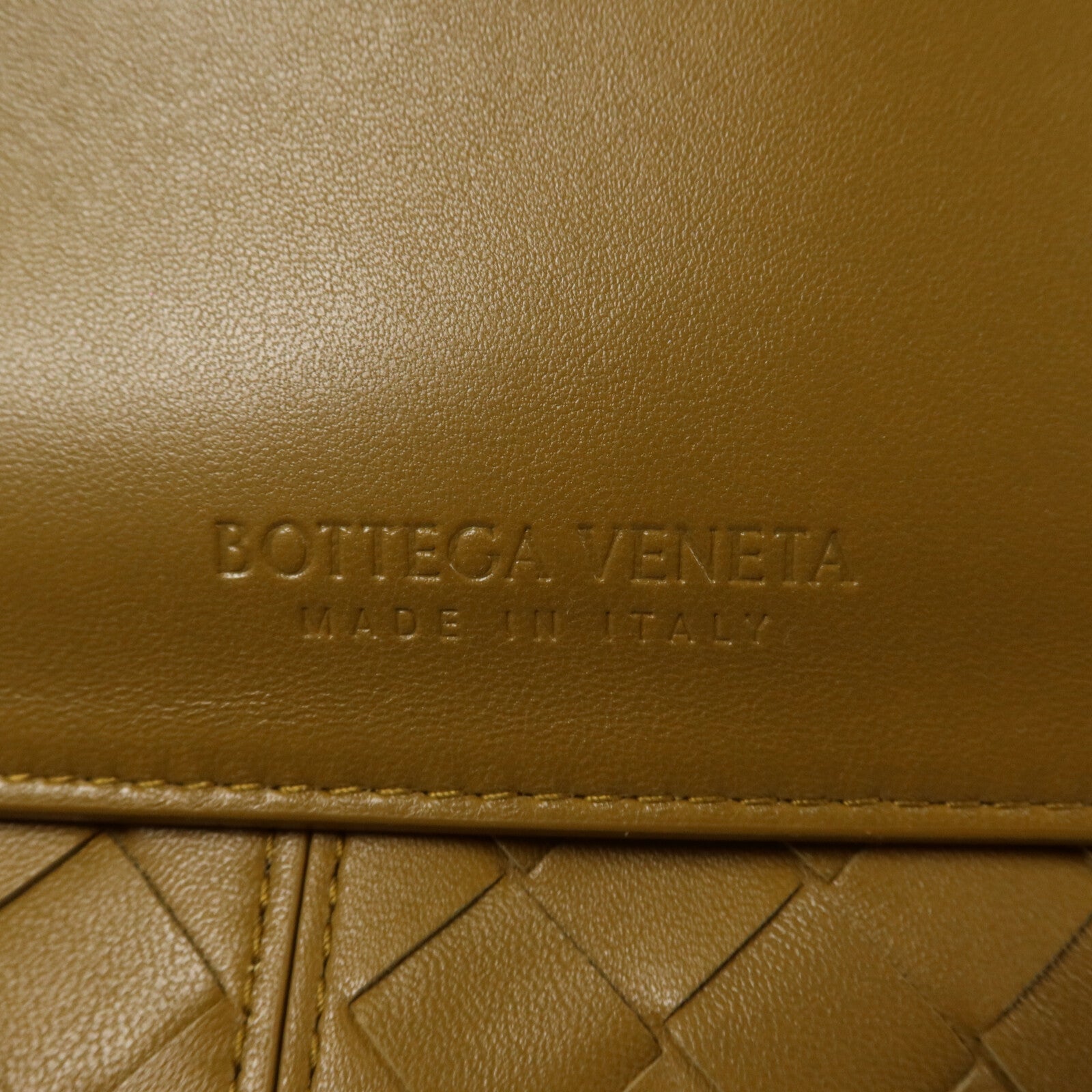 BOTTEGA VENETA 牛皮皮革Small Flip Flap手挽袋