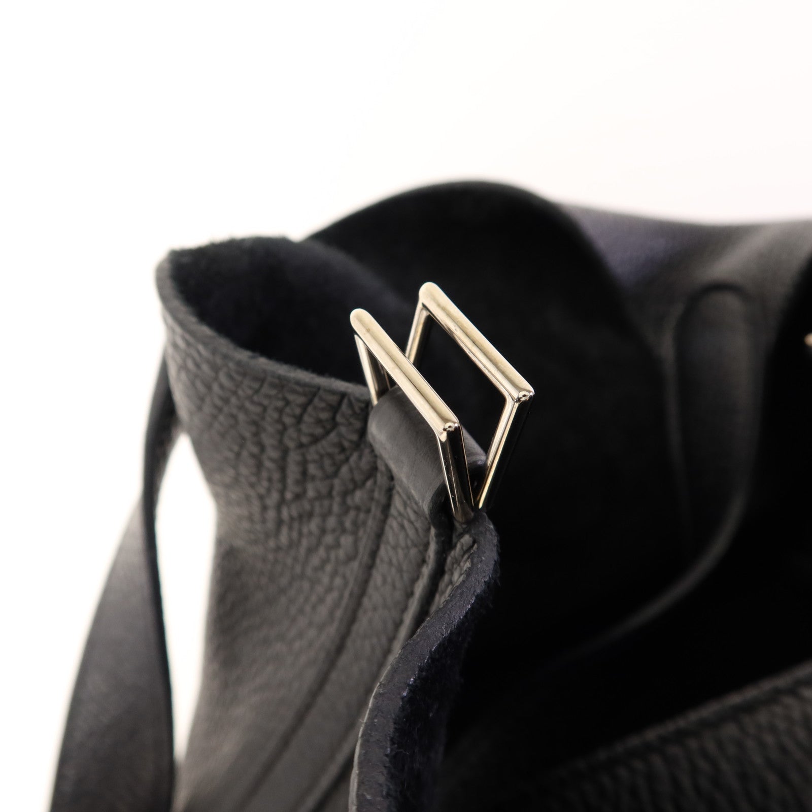 HERMES Clemence皮革Picotin MM銀扣手挽袋Noir