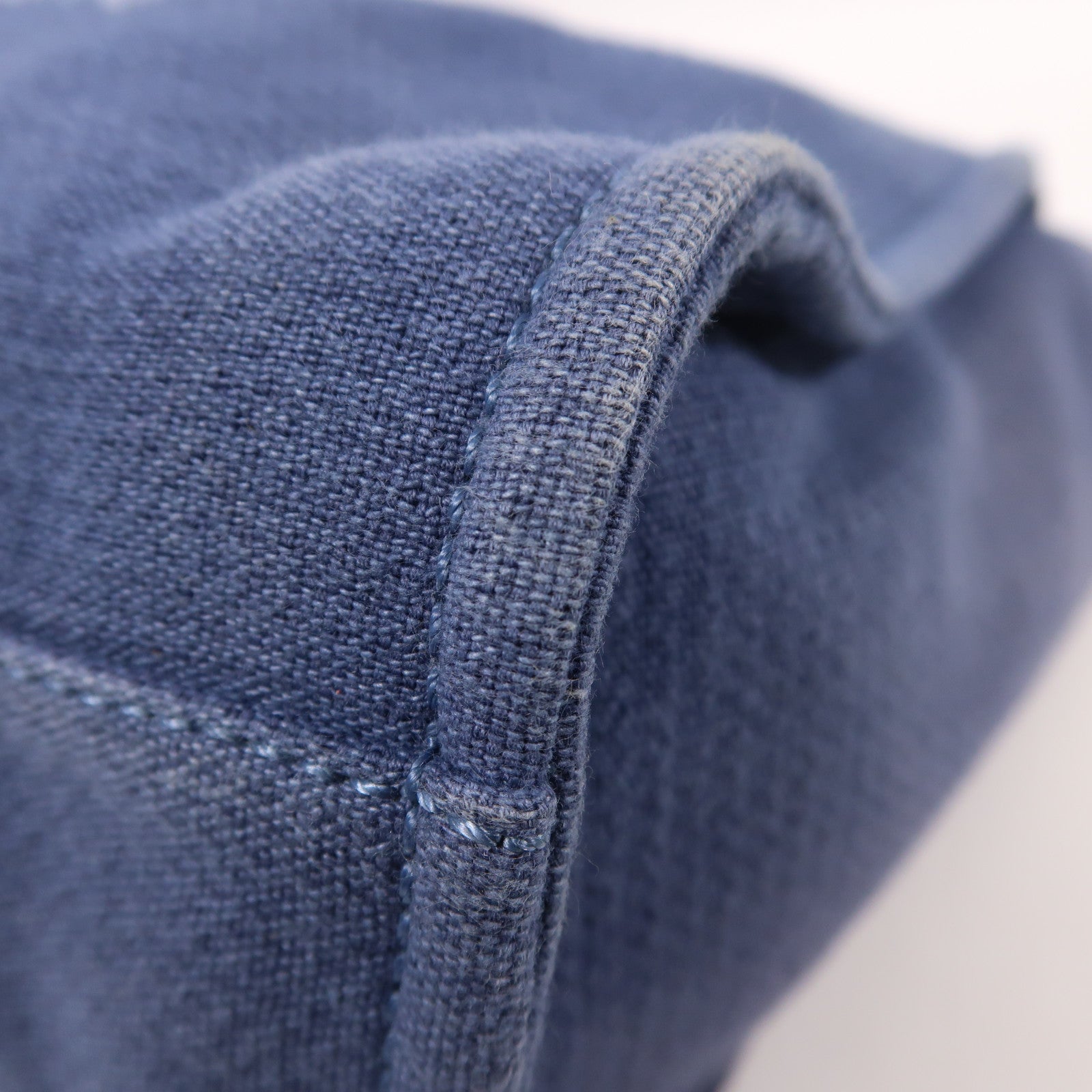 CHANEL 帆布Deauville銀扣鏈帶肩背袋