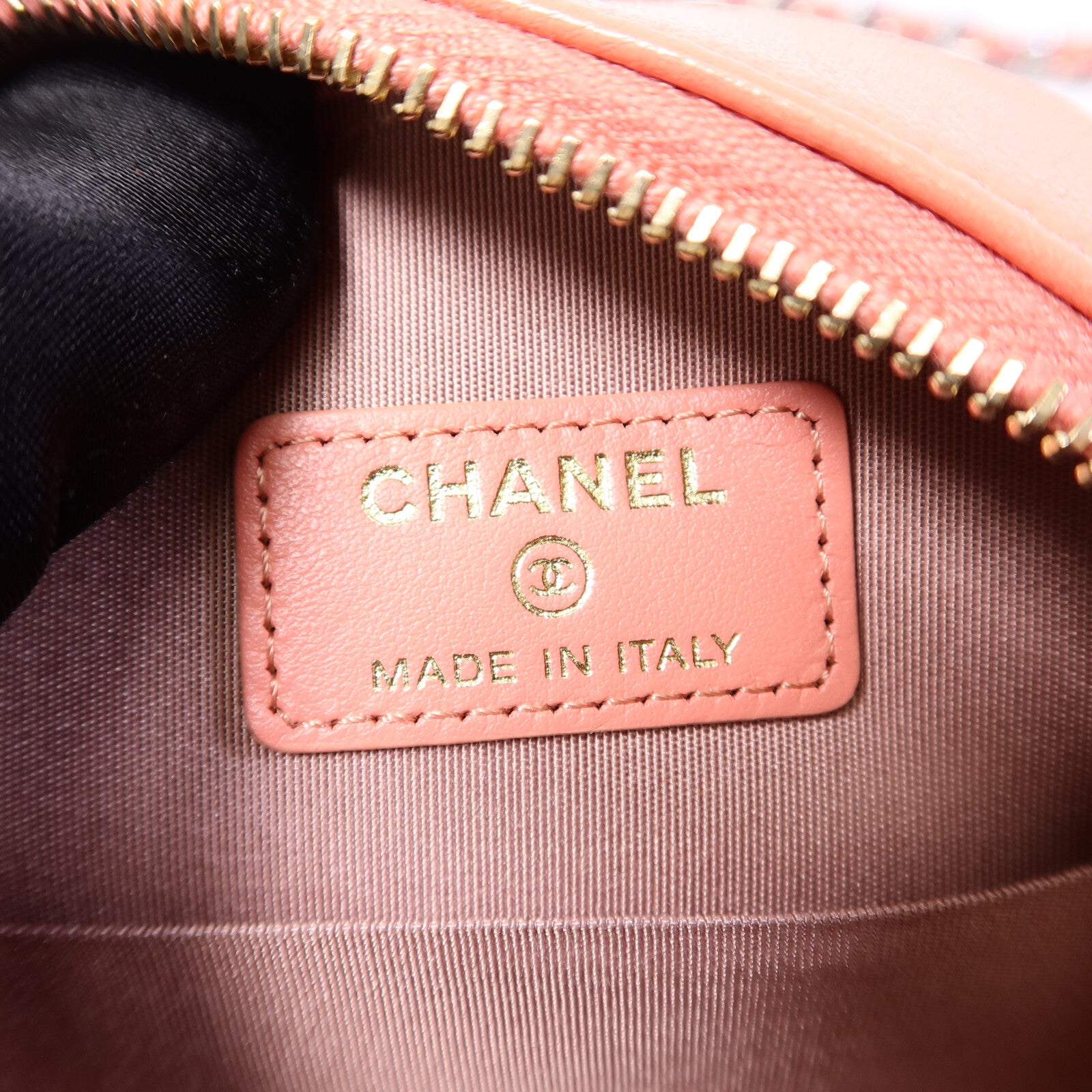 CHANEL 羊皮皮革Chanel 19 Clutch Bag鏈帶肩背袋