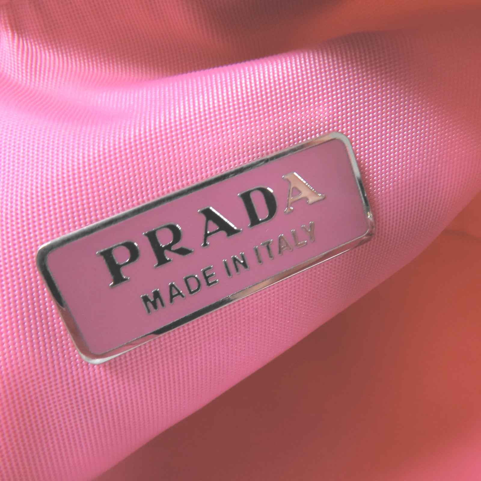 PRADA 尼龍Re-Edition 2005手挽袋