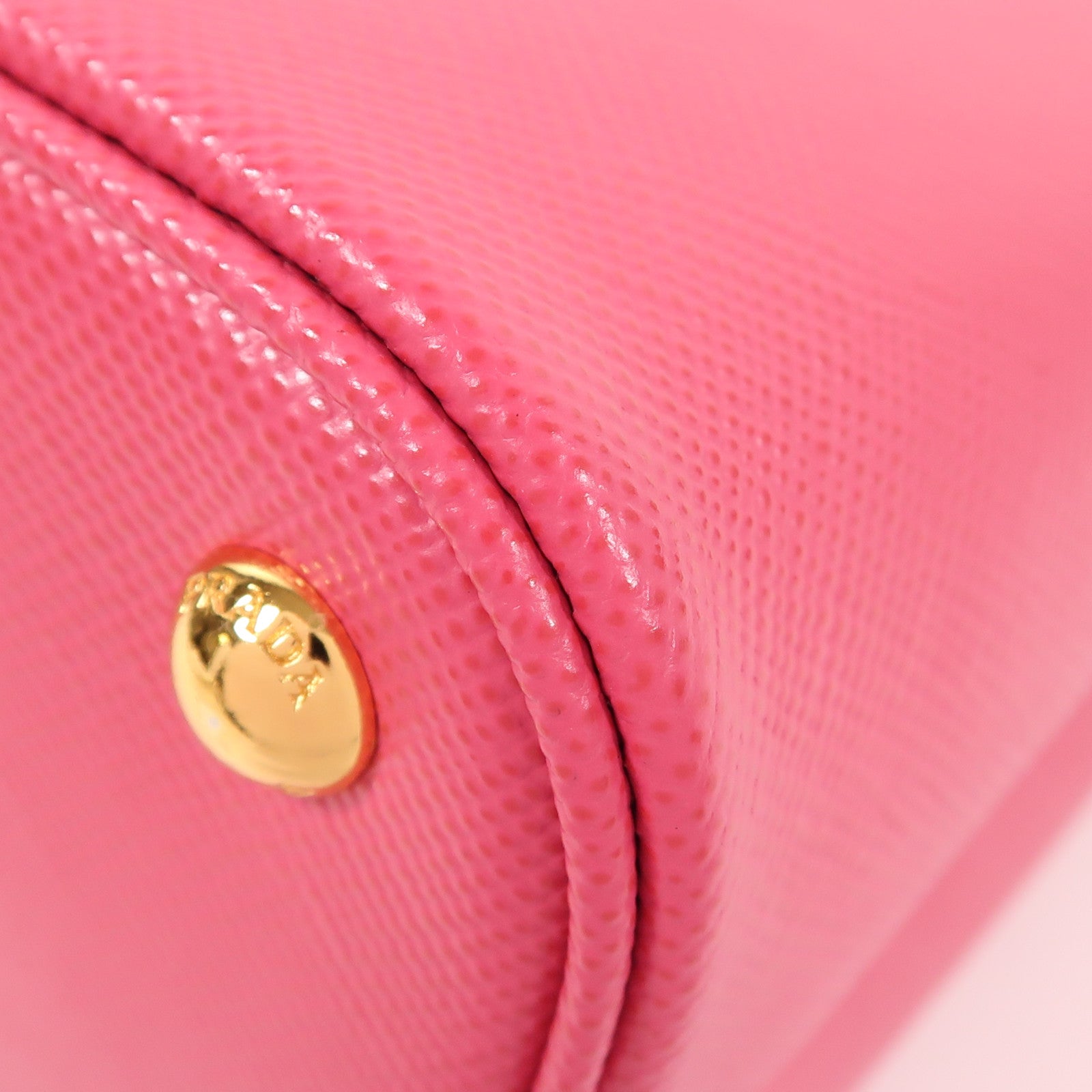 PRADA 牛皮皮革Shoulder Bag金扣手挽袋