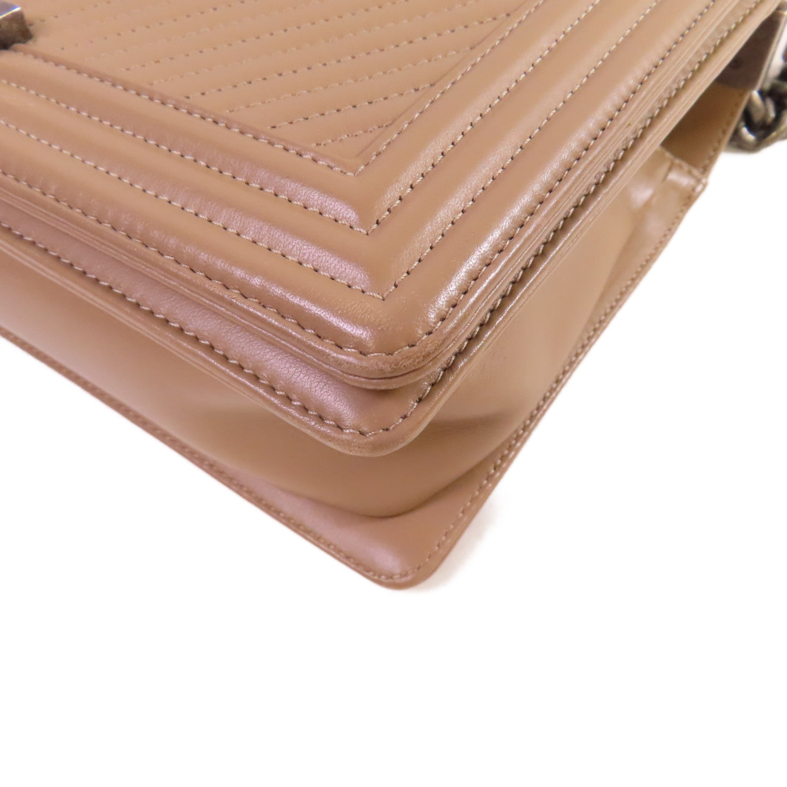 CHANEL 【激減優惠】斜紋羊皮皮革Boy Chanel 28cm Chain Shoulder Bag銀扣鏈帶肩背袋淺啡色