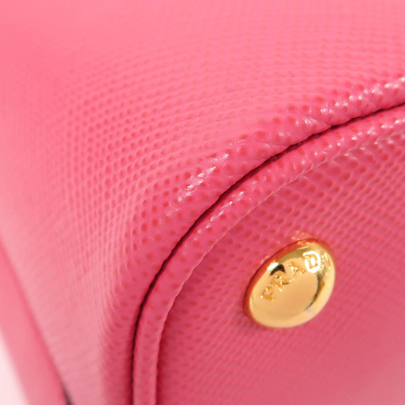 PRADA 牛皮皮革Shoulder Bag金扣手挽袋