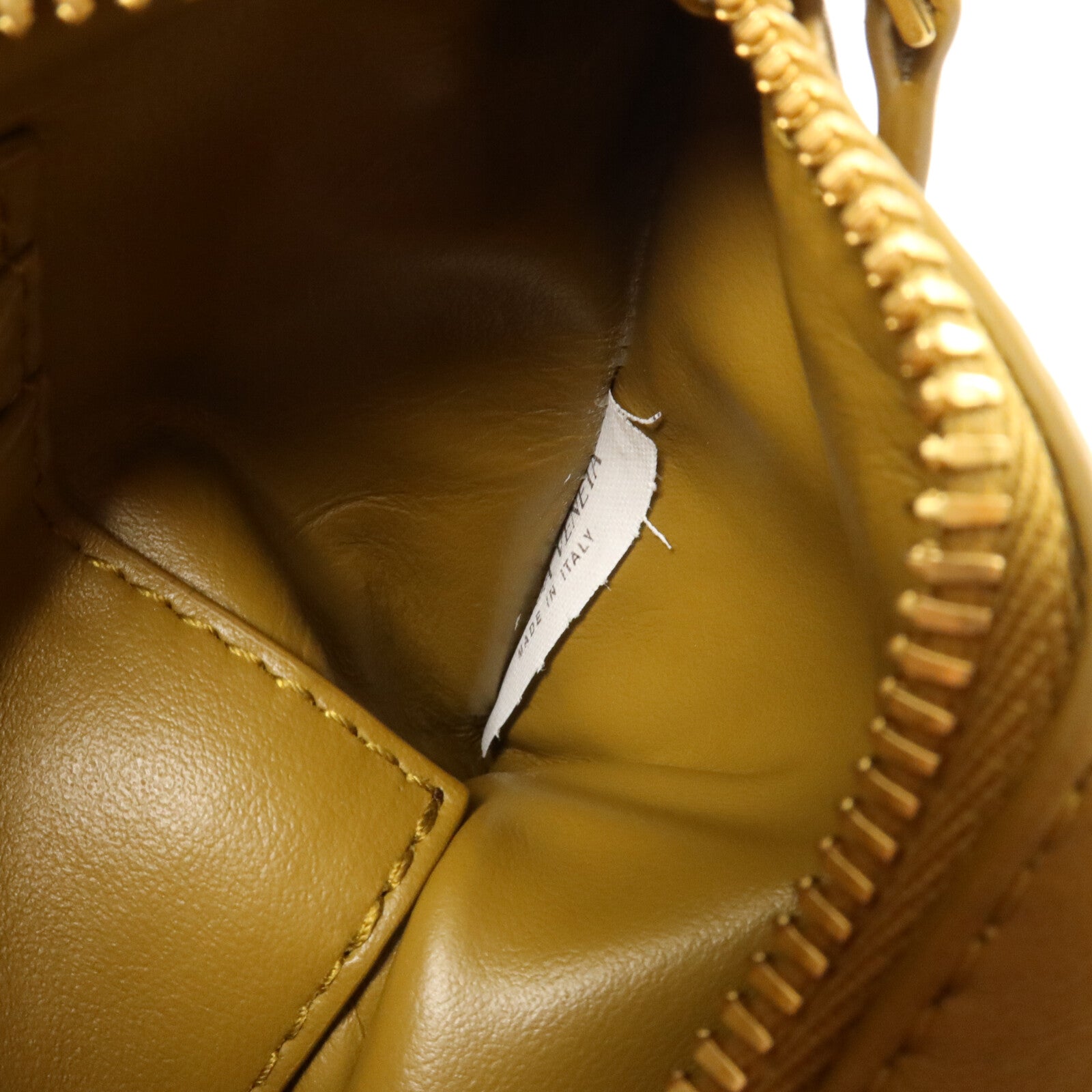 BOTTEGA VENETA 牛皮皮革Small Flip Flap手挽袋