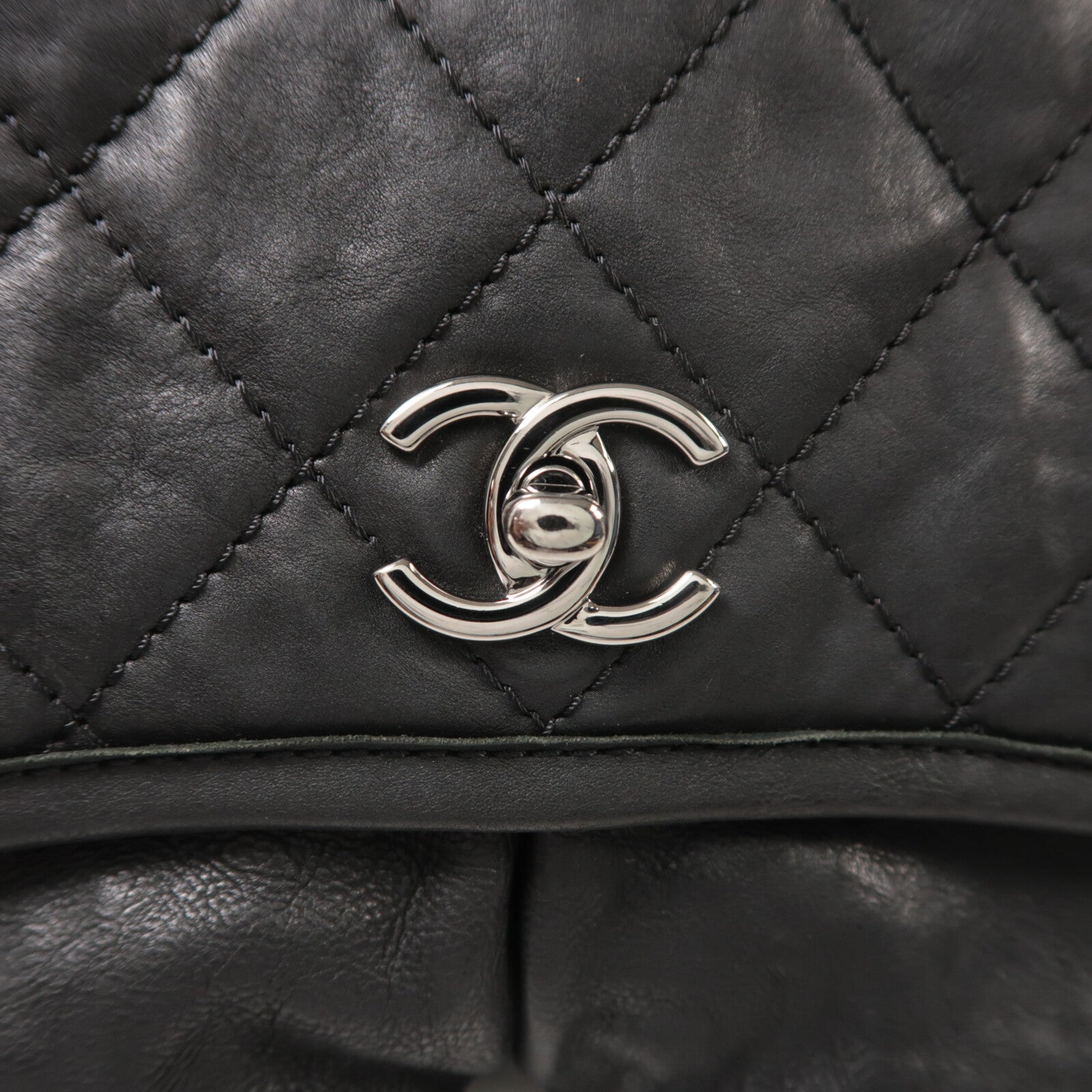 CHANEL 牛皮皮革Chain Shoulder鏈帶肩背袋
