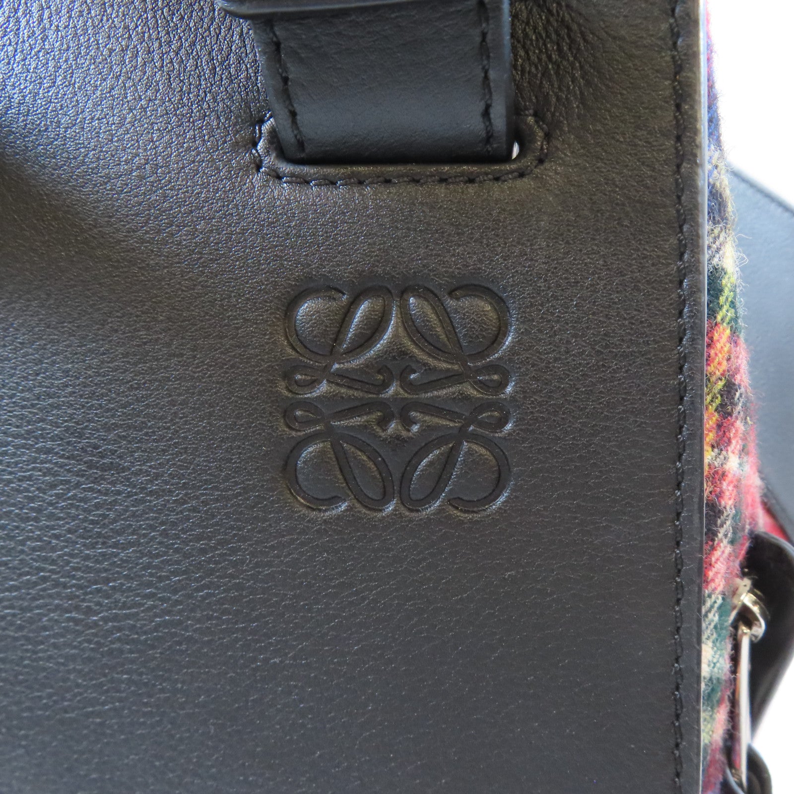 LOEWE 【激減優惠】牛皮皮革Hammock Bag銀扣手挽肩背兩用袋黑色/紅色
