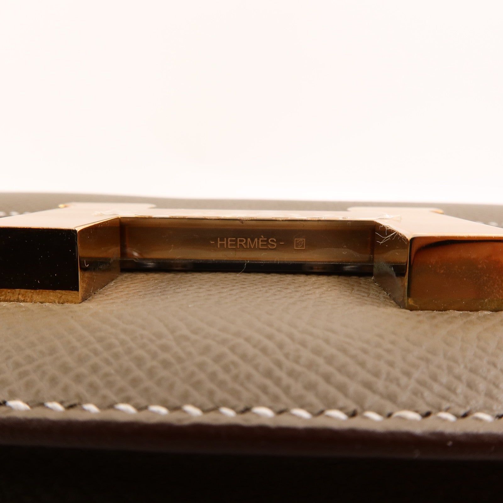 HERMES Epsom皮革Constance Mini肩背袋Etoupe