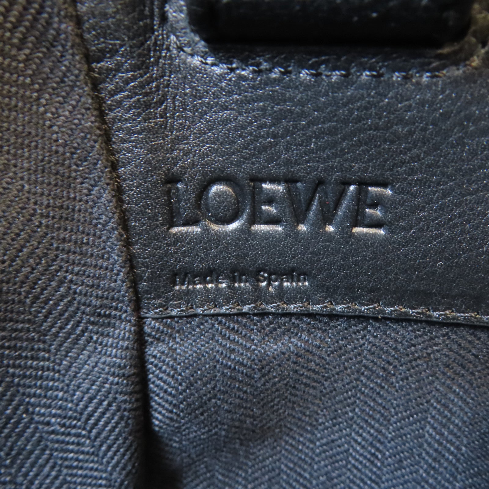 LOEWE 【激減優惠】牛皮皮革Hammock Bag銀扣手挽肩背兩用袋黑色/紅色