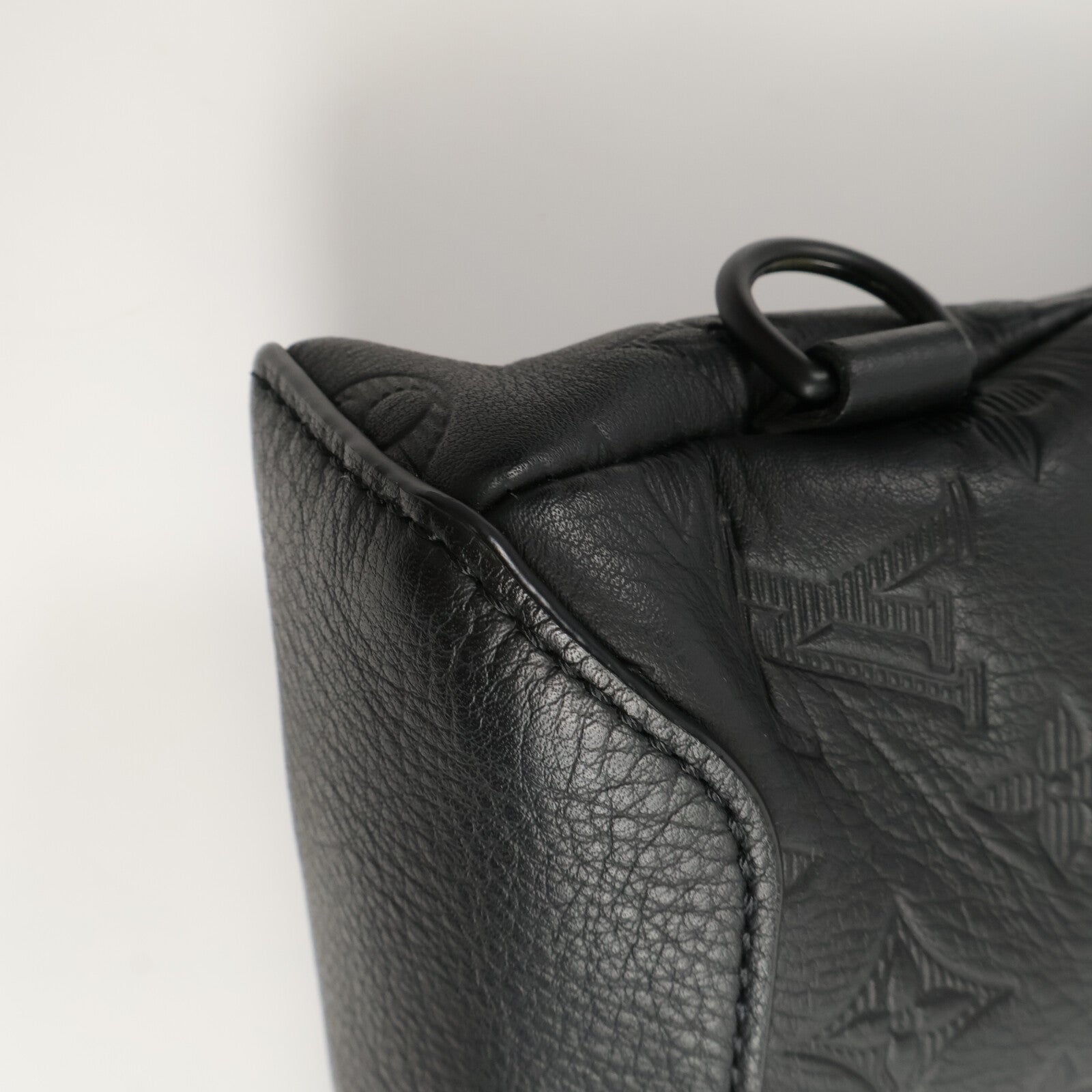 LOUIS VUITTON Monogram Shadow Duo Slingbag肩背袋